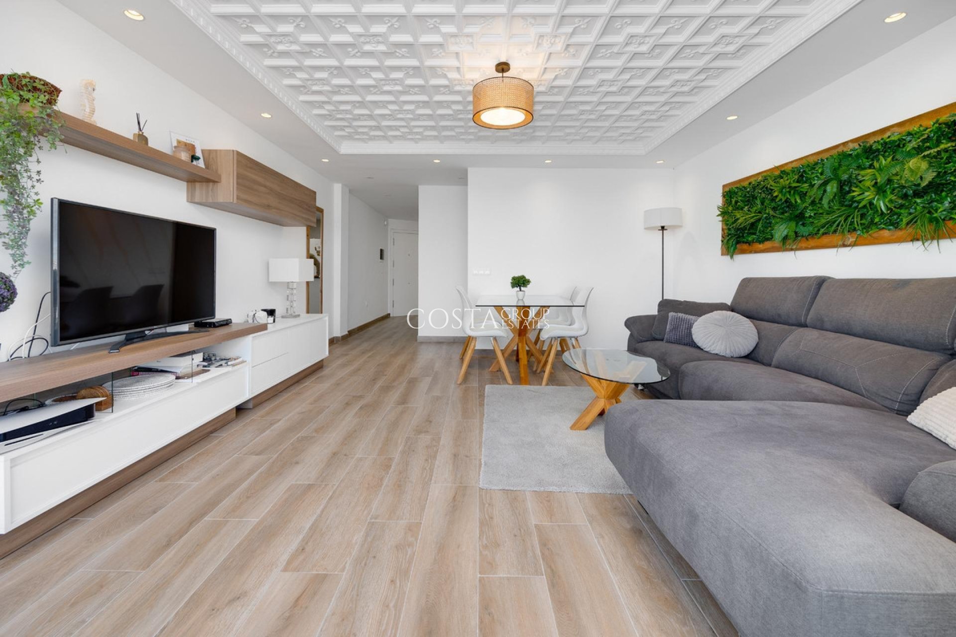 Resale - Apartments -
Torrevieja - Torrevieja Centro