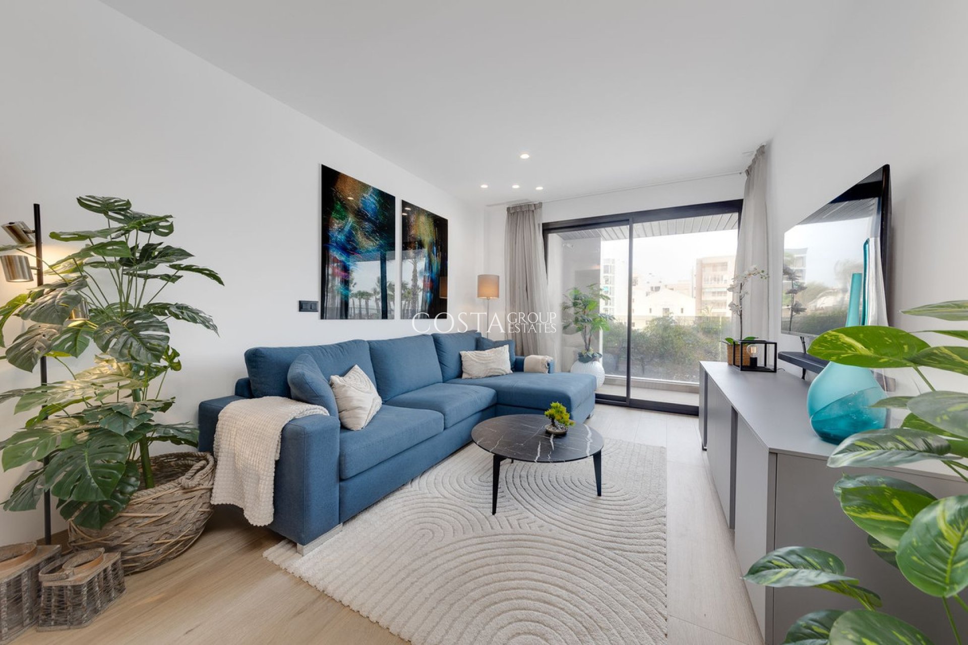 Resale - Apartments -
Torrevieja - Torrevieja Centro