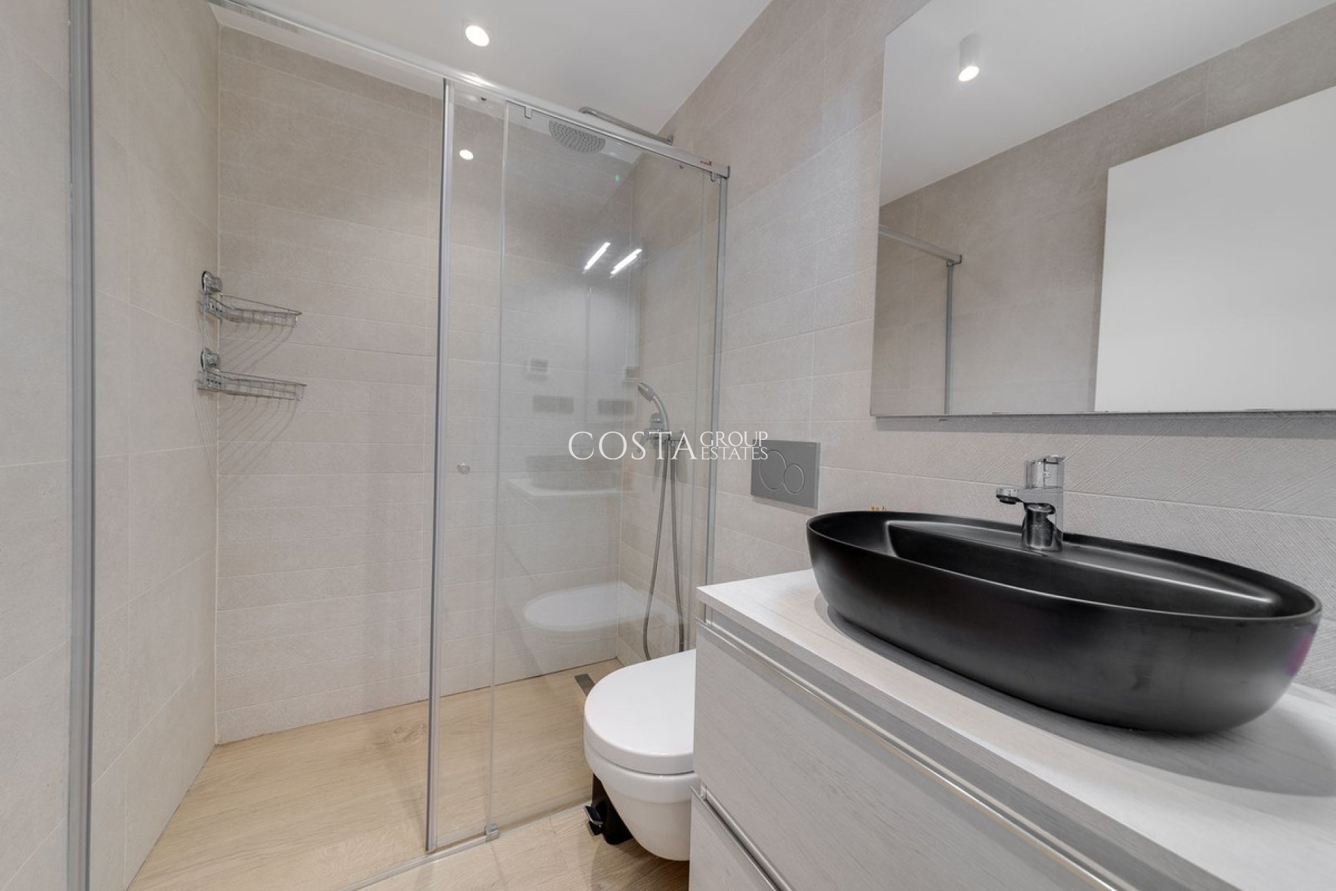 Resale - Apartments -
Torrevieja - Torrevieja Centro