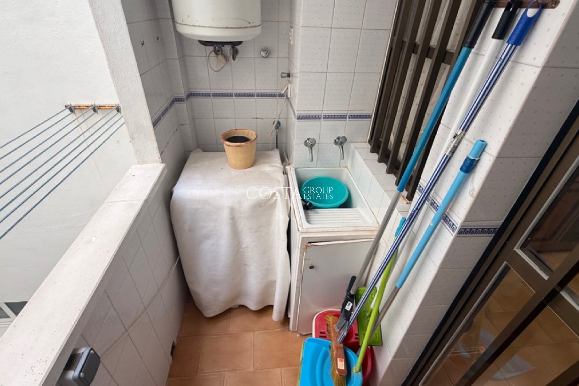 Resale - Apartments -
Torrevieja - Torrevieja Centro