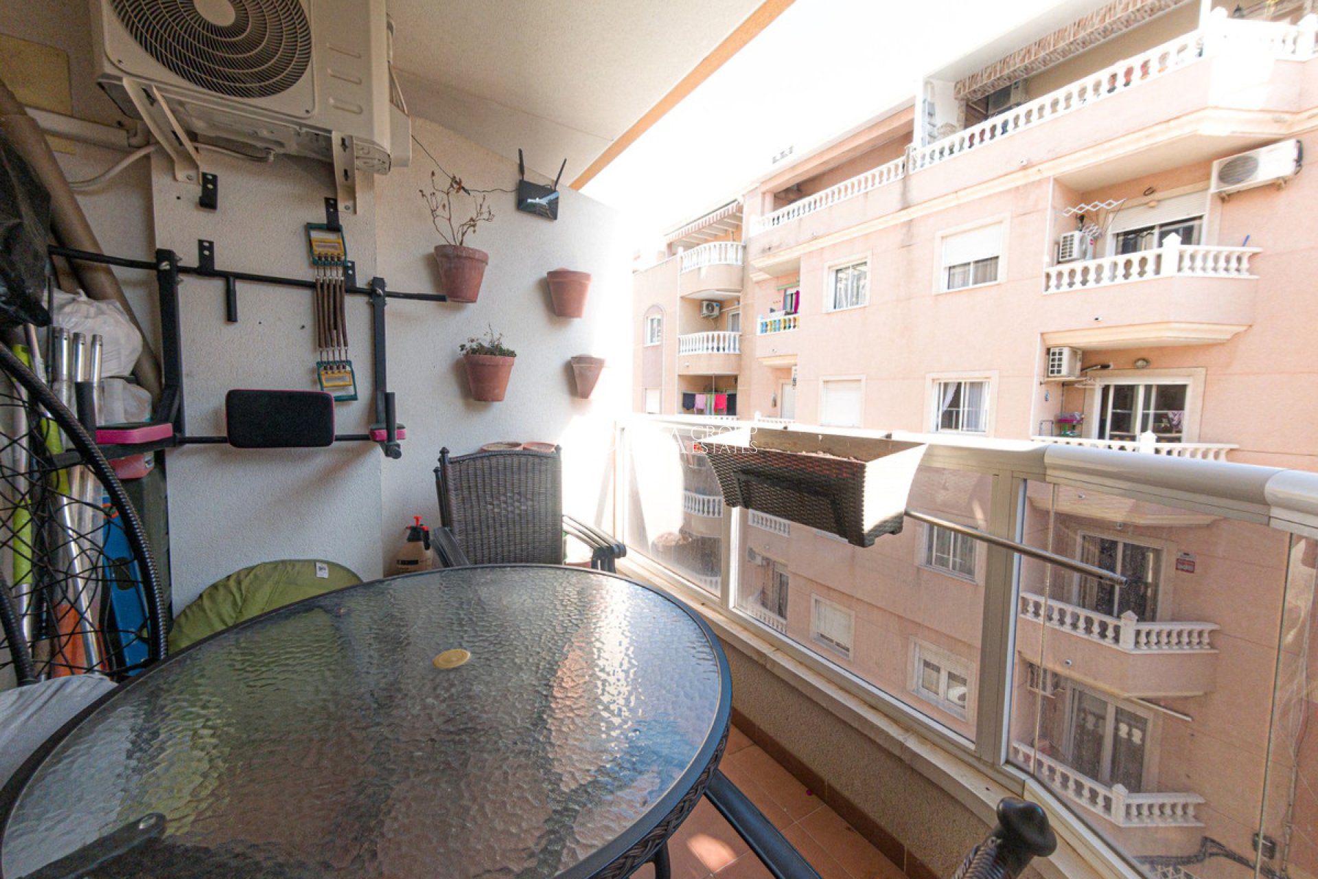 Resale - Apartments -
Torrevieja - Torrevieja Centro