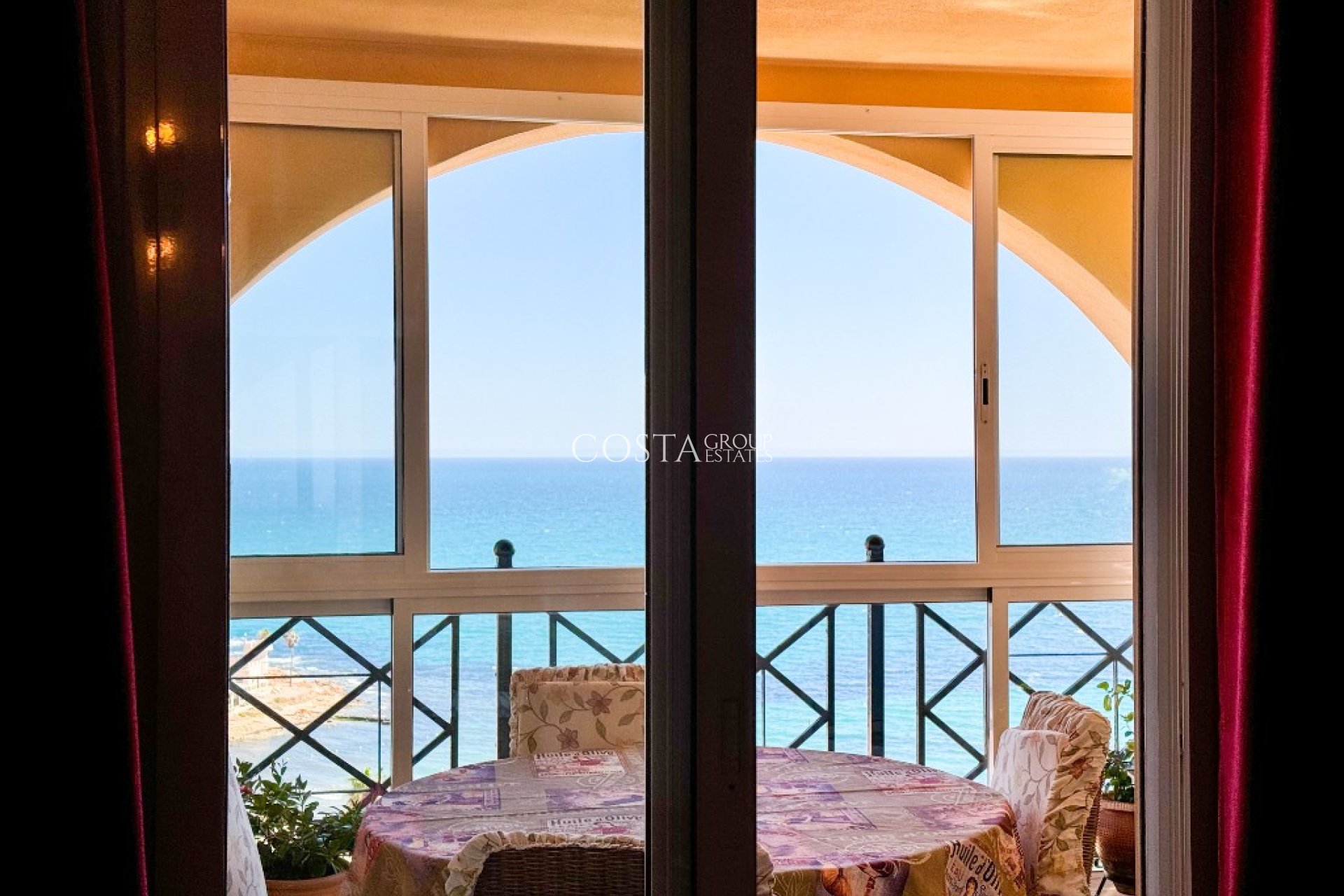 Resale - Apartments -
Torrevieja - Torrevieja Centro