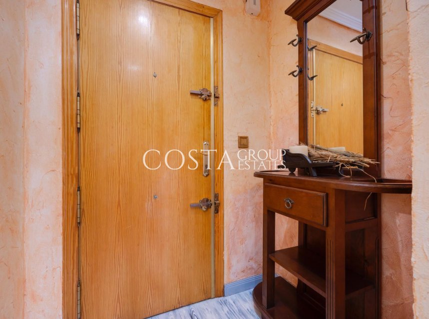 Resale - Apartments -
Torrevieja - Torrevieja Centro