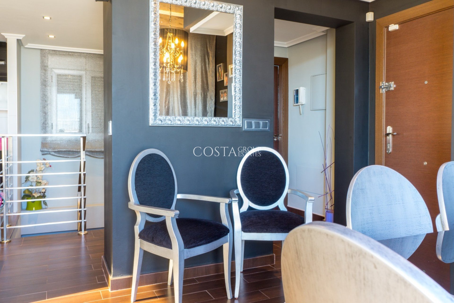 Resale - Apartments -
Torrevieja - Torrevieja Centro
