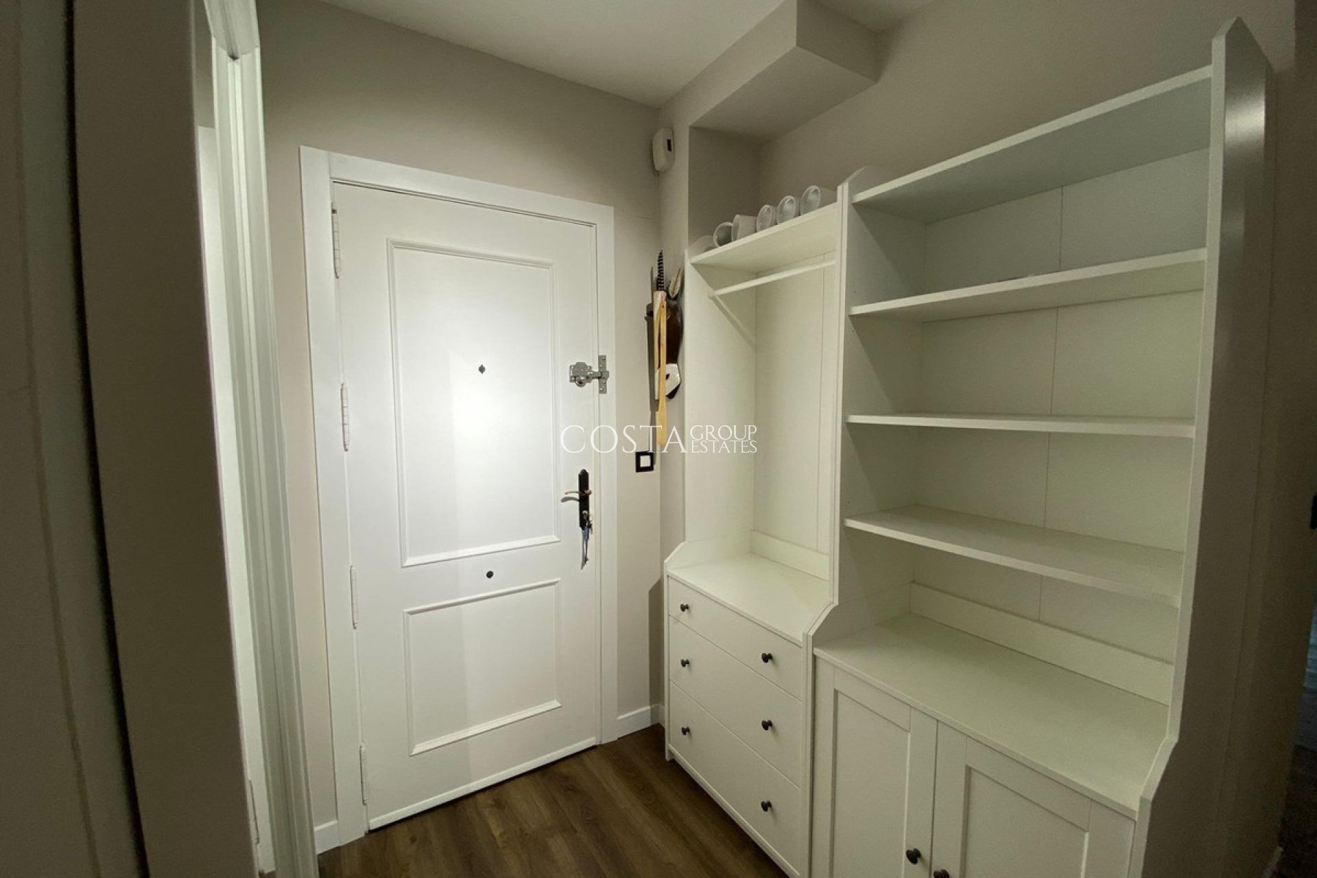 Resale - Apartments -
Torrevieja - Torrevieja Centro