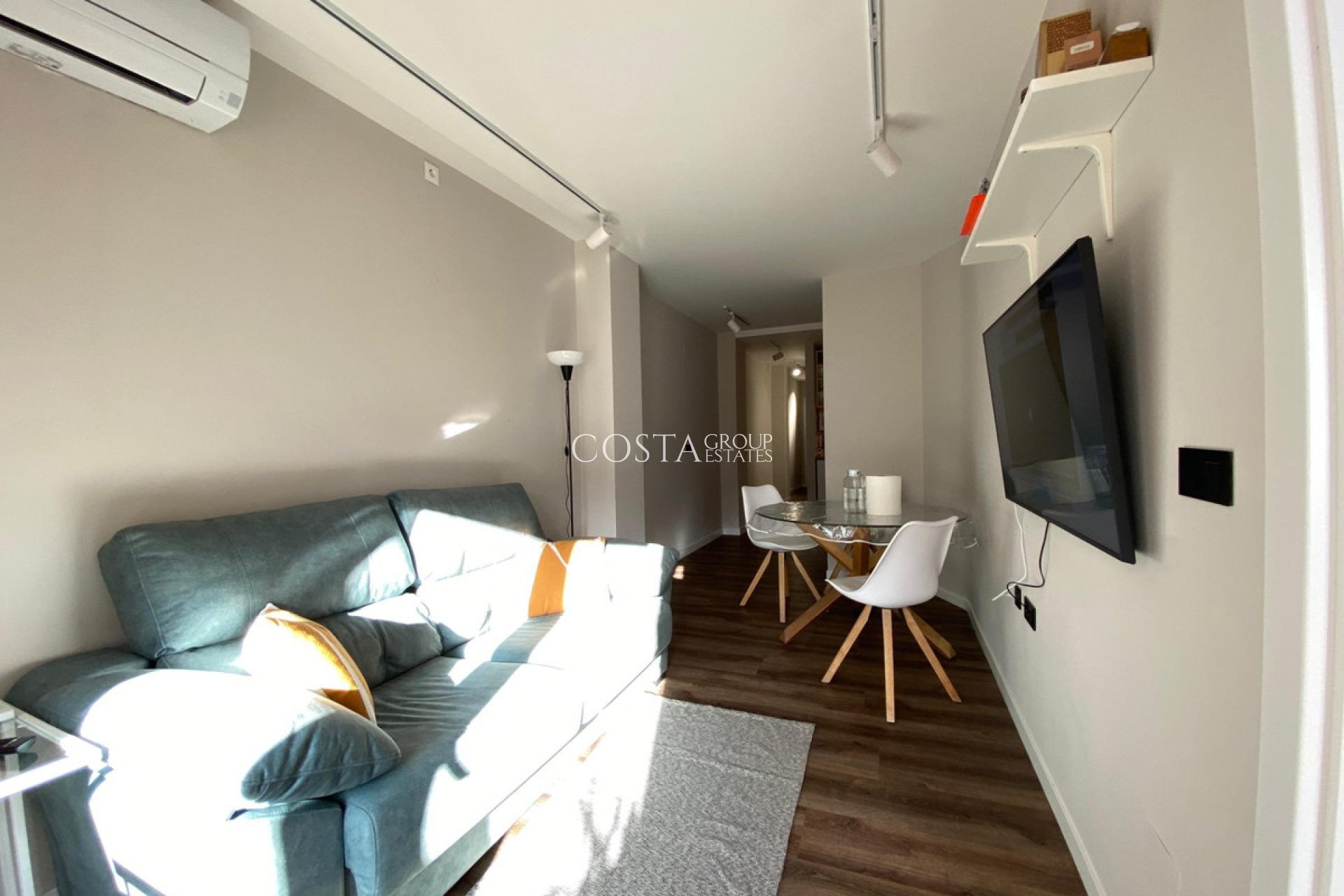 Resale - Apartments -
Torrevieja - Torrevieja Centro