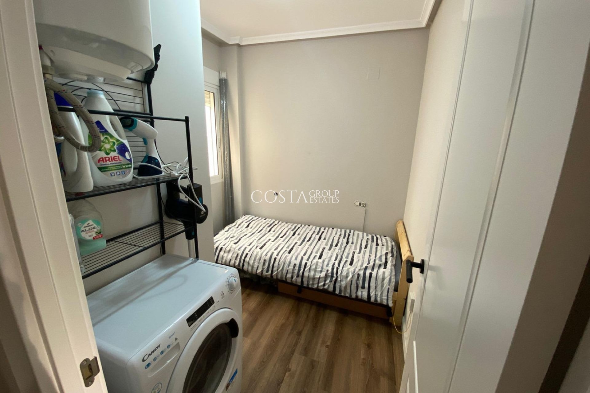 Resale - Apartments -
Torrevieja - Torrevieja Centro