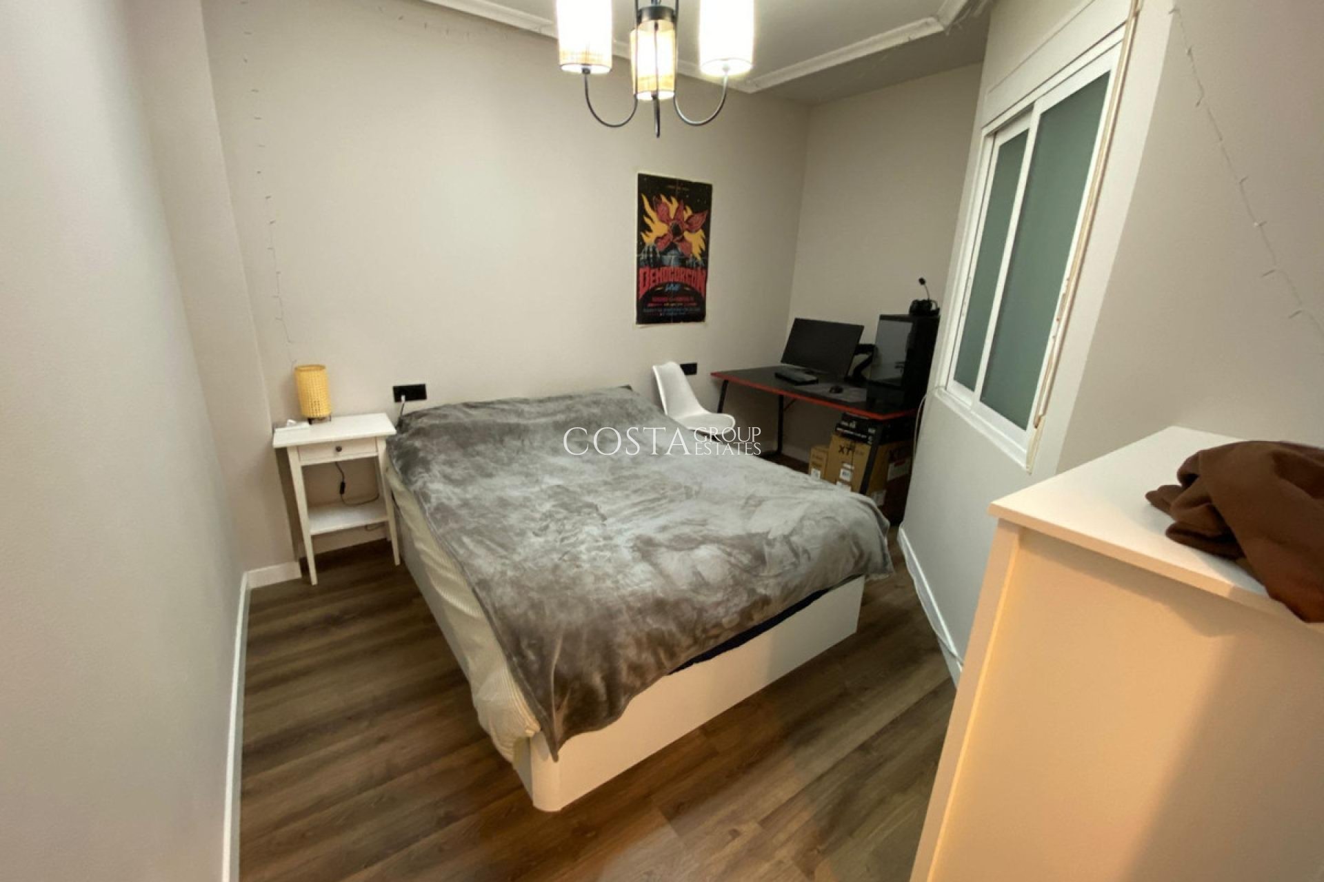 Resale - Apartments -
Torrevieja - Torrevieja Centro