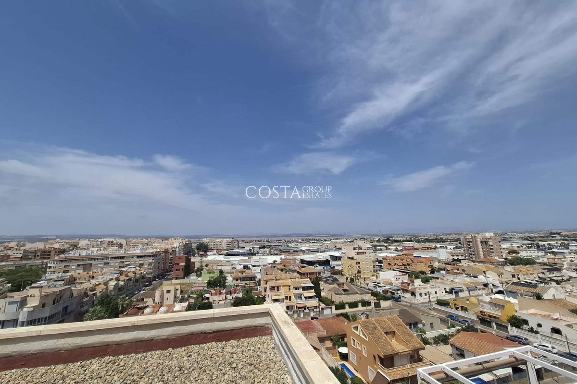 Resale - Apartments -
Torrevieja - Torrevieja Centro