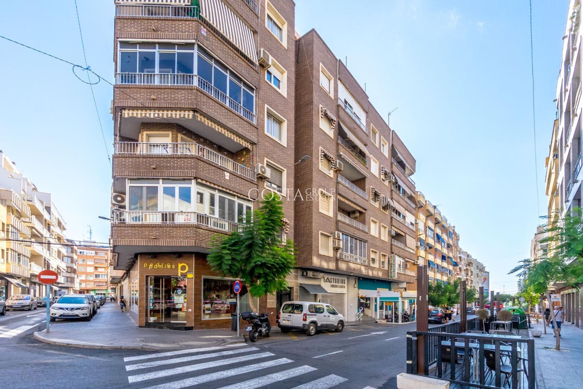 Resale - Apartments -
Torrevieja - Torrevieja Centro