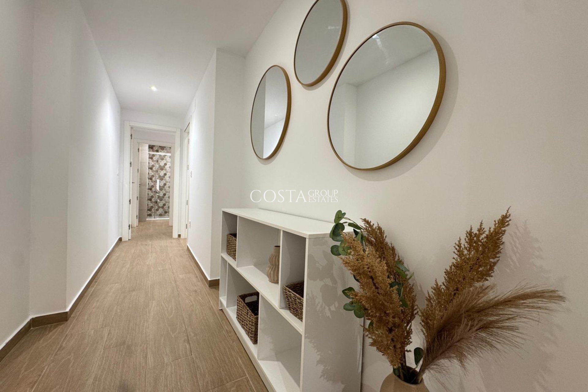 Resale - Apartments -
Torrevieja - Torrevieja Centro