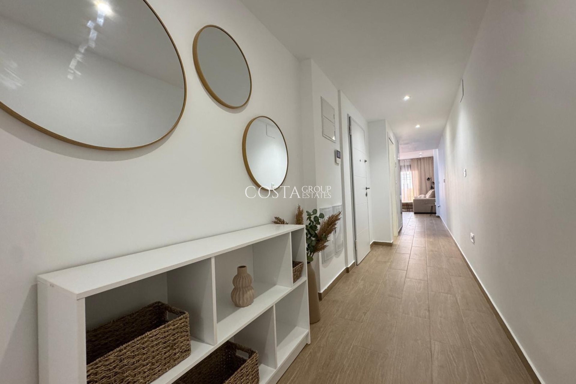 Resale - Apartments -
Torrevieja - Torrevieja Centro