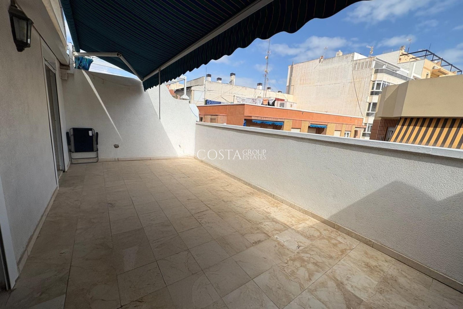 Resale - Apartments -
Torrevieja - Torrevieja Centro