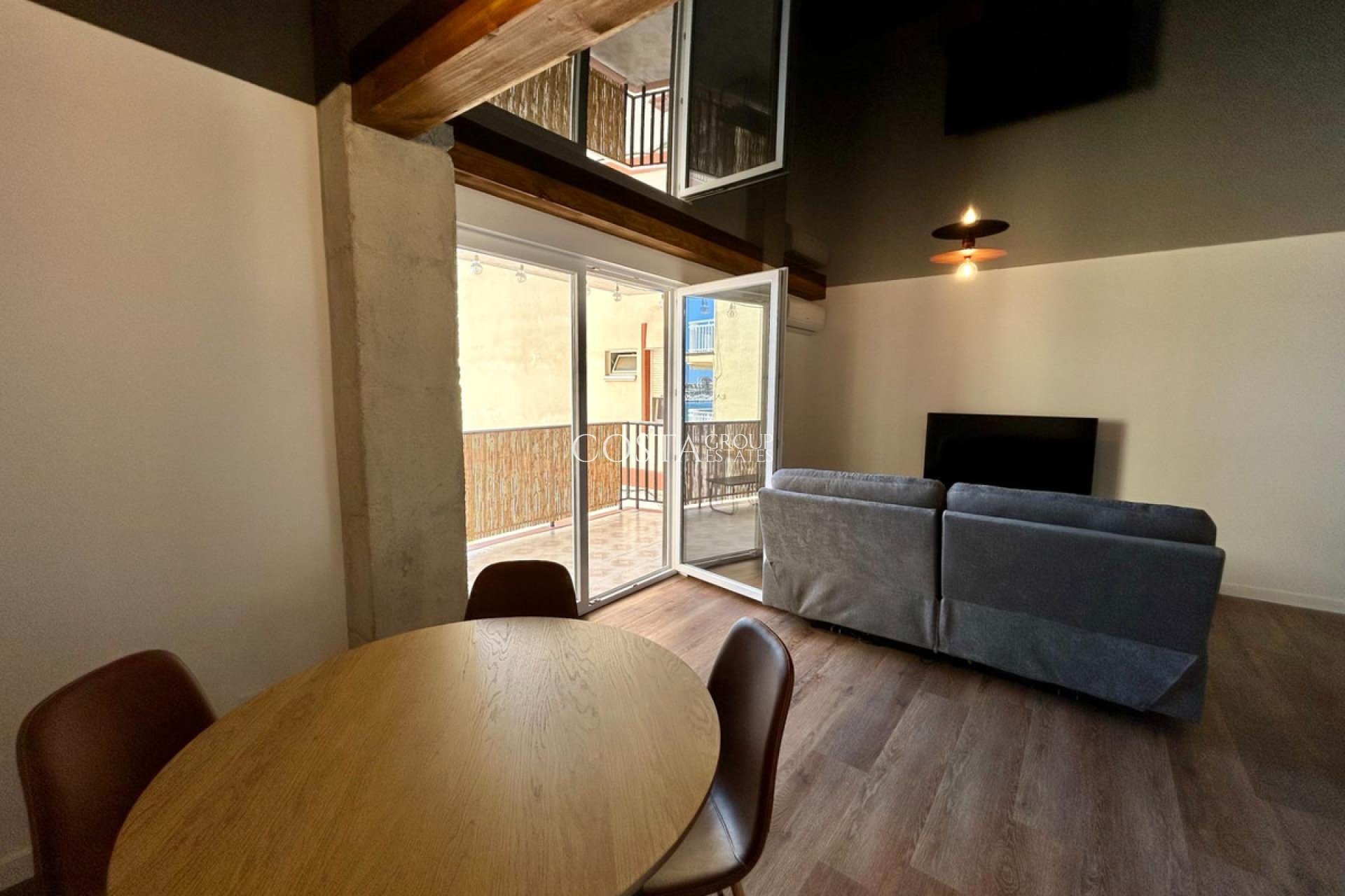 Resale - Apartments -
Torrevieja - Torrevieja Centro