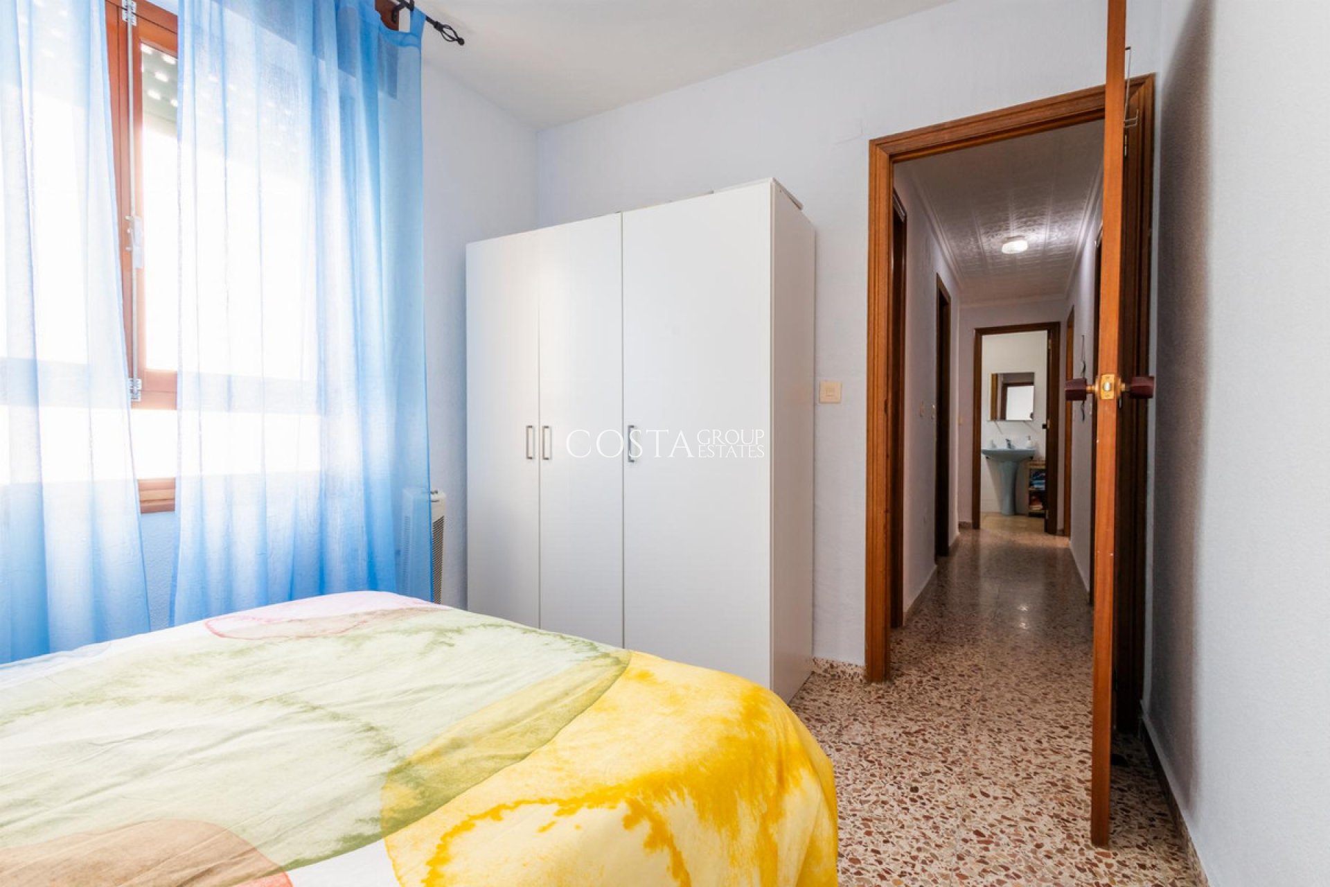 Resale - Apartments -
Torrevieja - Torrevieja Centro