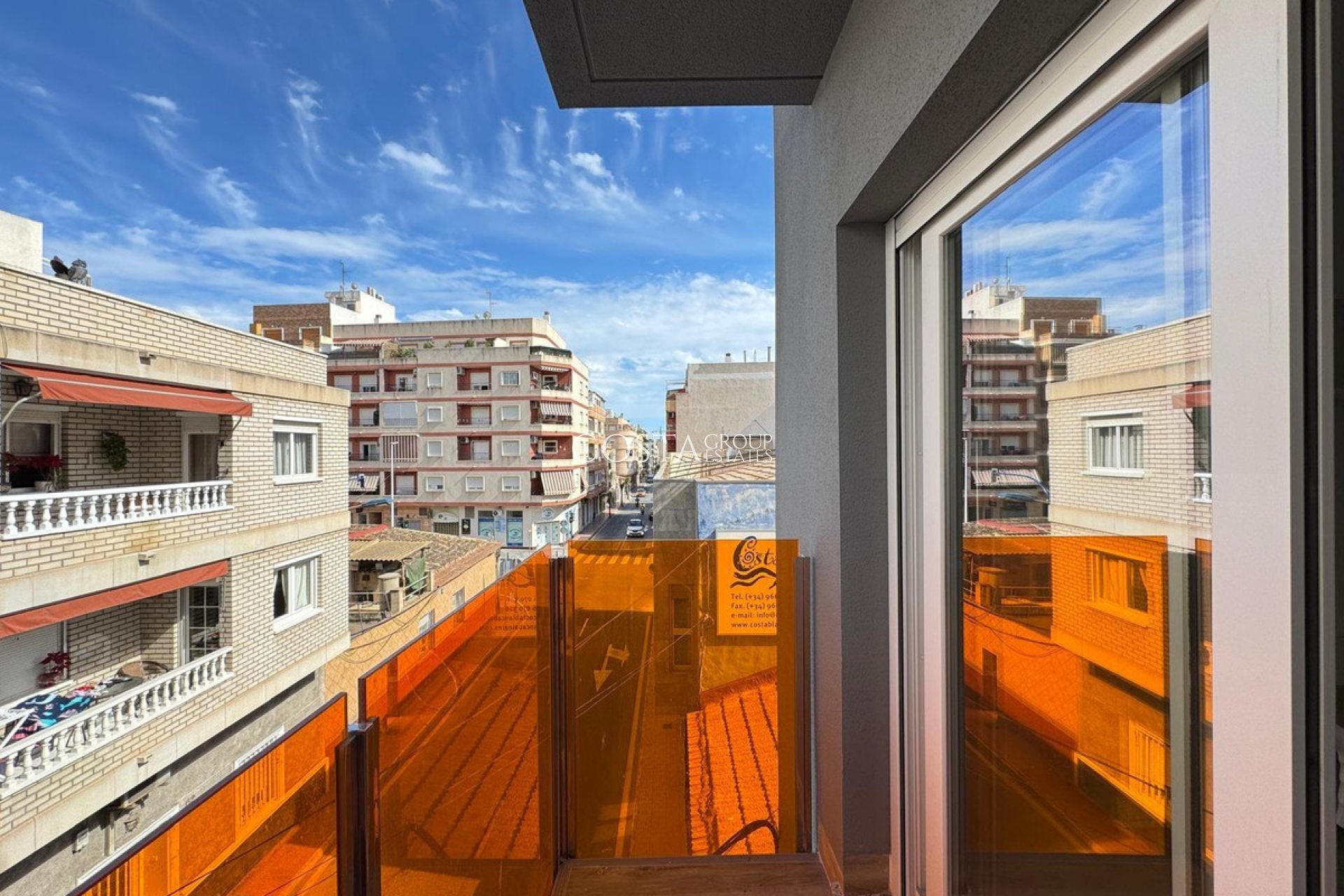 Resale - Apartments -
Torrevieja - Torrevieja Centro