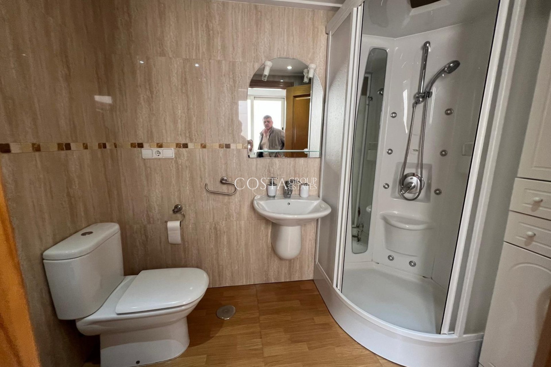 Resale - Apartments -
Torrevieja - Torrevieja Centro