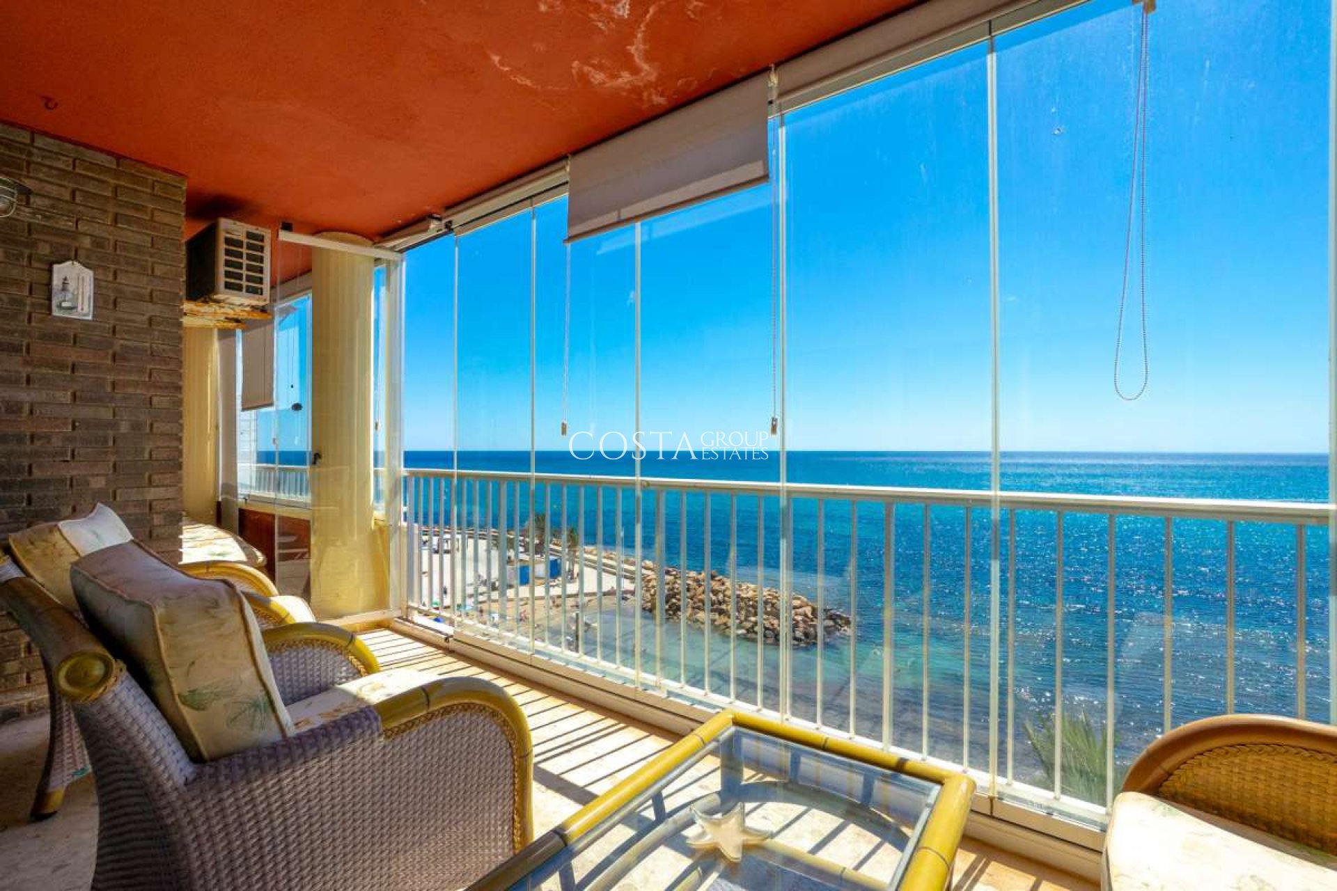 Resale - Apartments -
Torrevieja - Torrevieja Centro