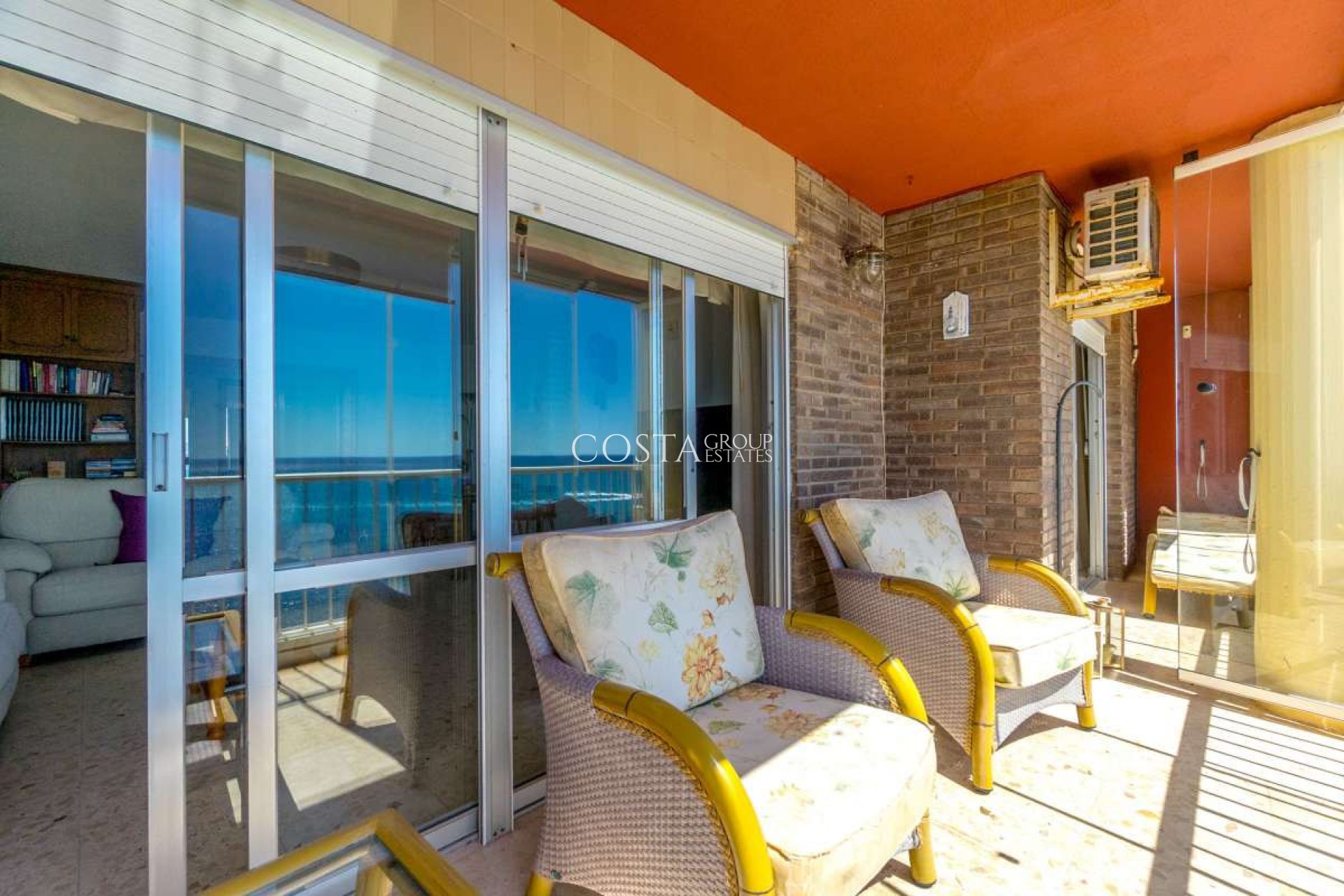 Resale - Apartments -
Torrevieja - Torrevieja Centro