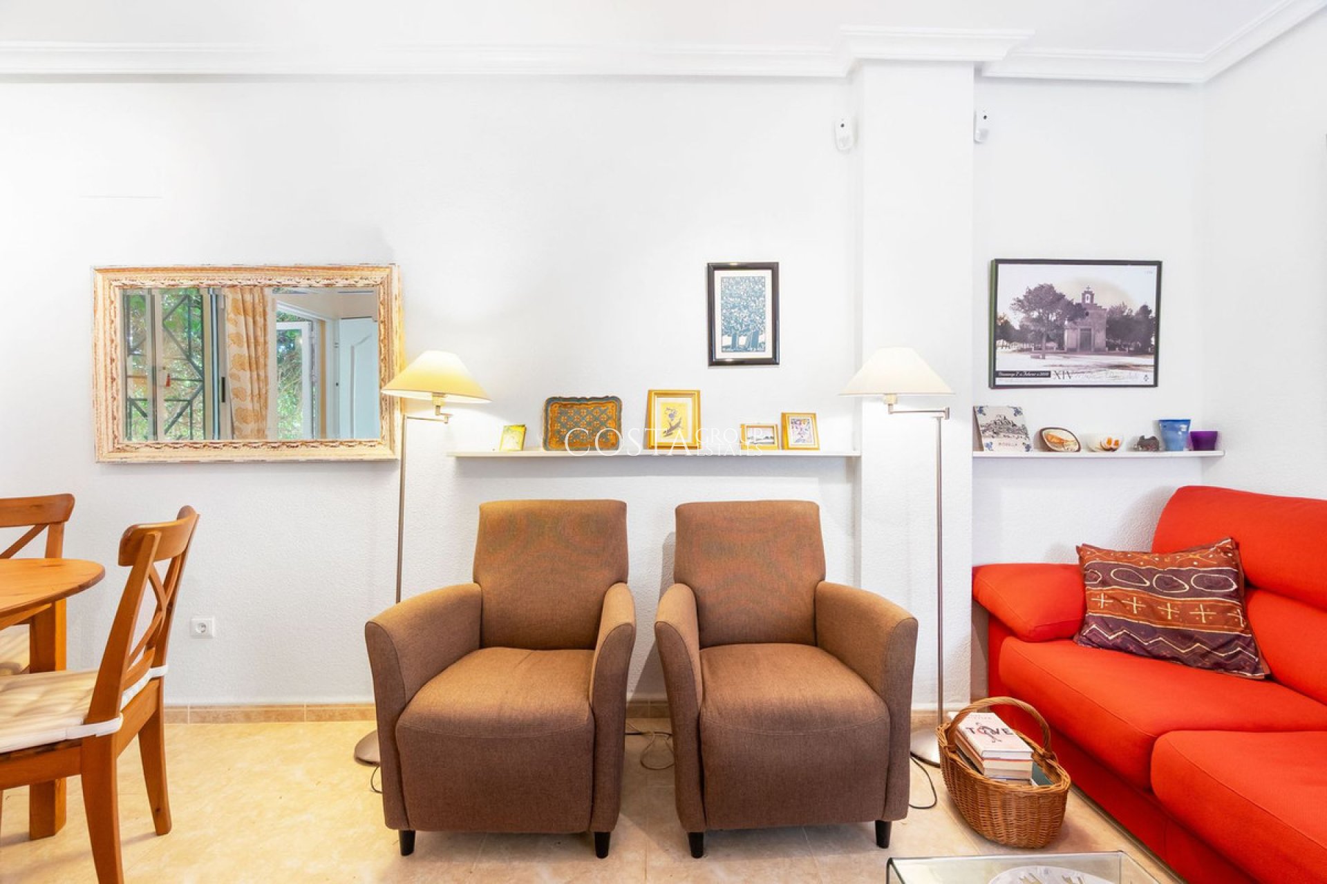 Resale - Apartments -
Torrevieja - Torrevieja Centro