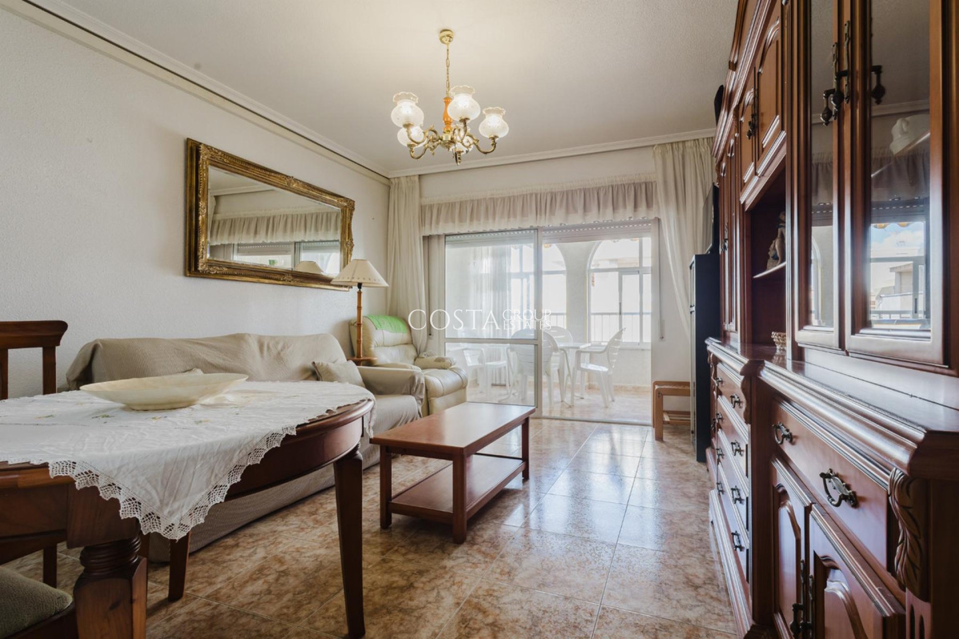 Resale - Apartments -
Torrevieja - Torrevieja Centro