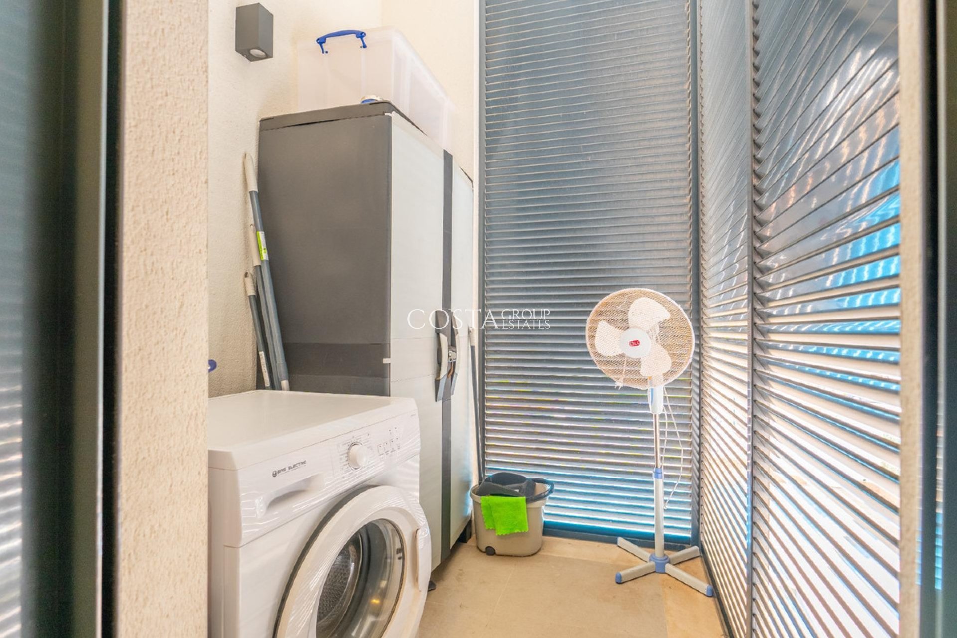 Resale - Apartments -
Torrevieja - Torrevieja Centro