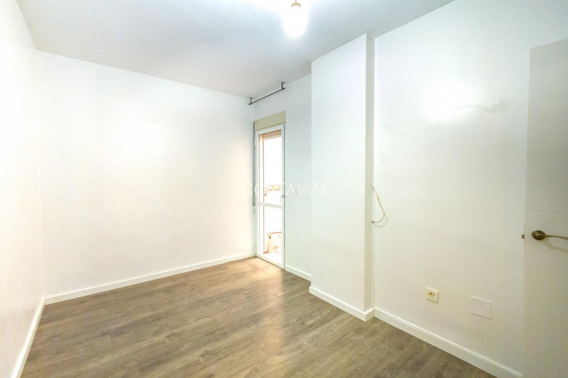 Resale - Apartments -
Torrevieja - Torrevieja Centro