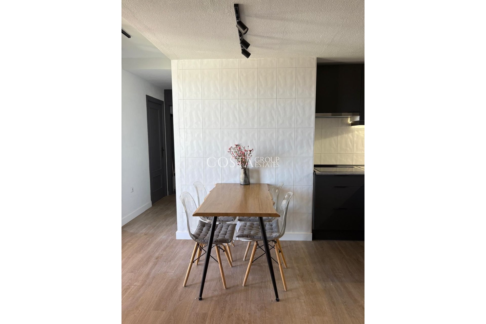 Resale - Apartments -
Torrevieja - Torrevieja Centro