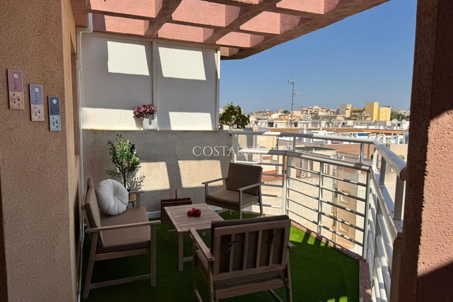 Resale - Apartments -
Torrevieja - Torrevieja Centro