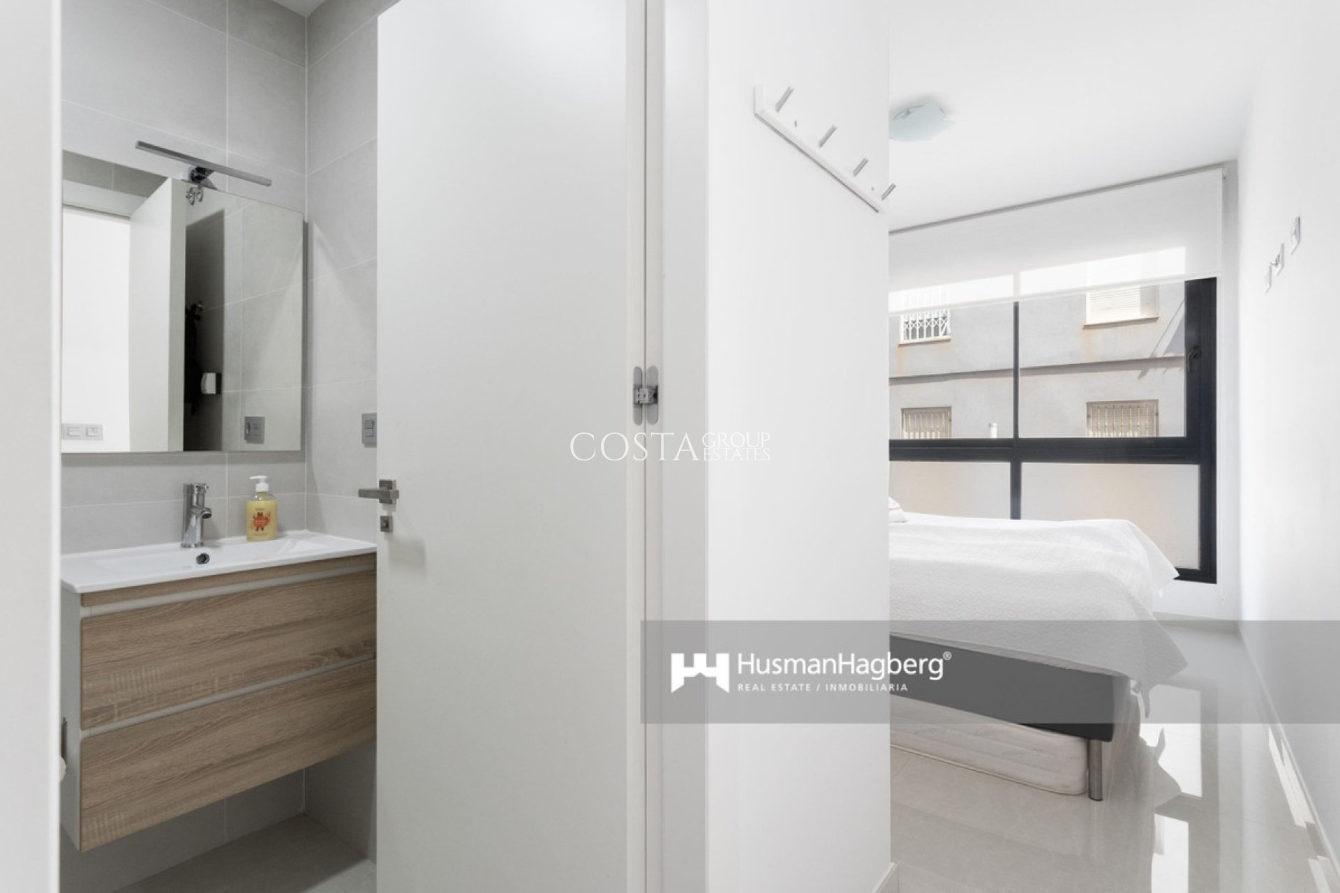 Resale - Apartments -
Torrevieja - Torrevieja Centro