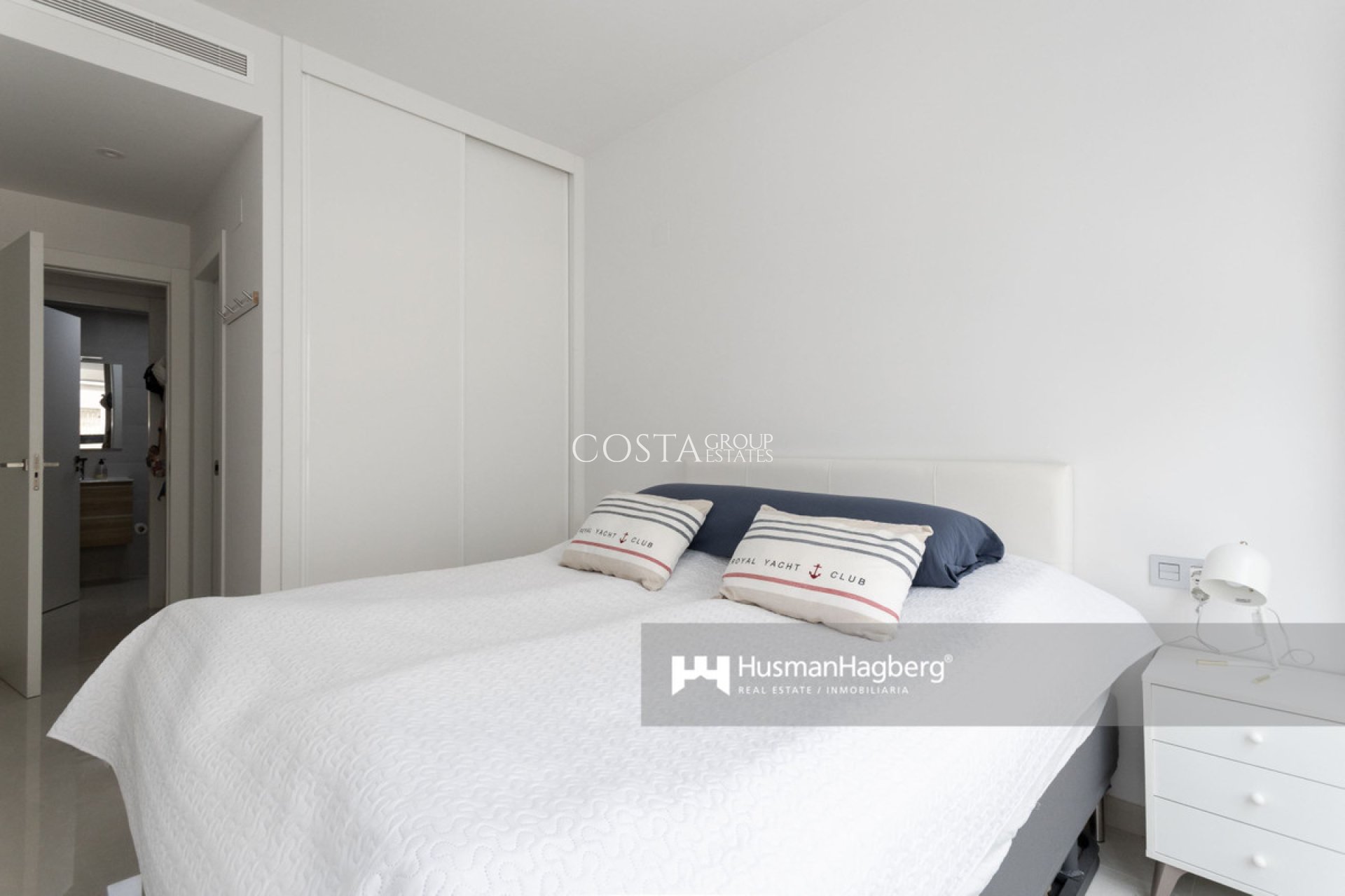 Resale - Apartments -
Torrevieja - Torrevieja Centro