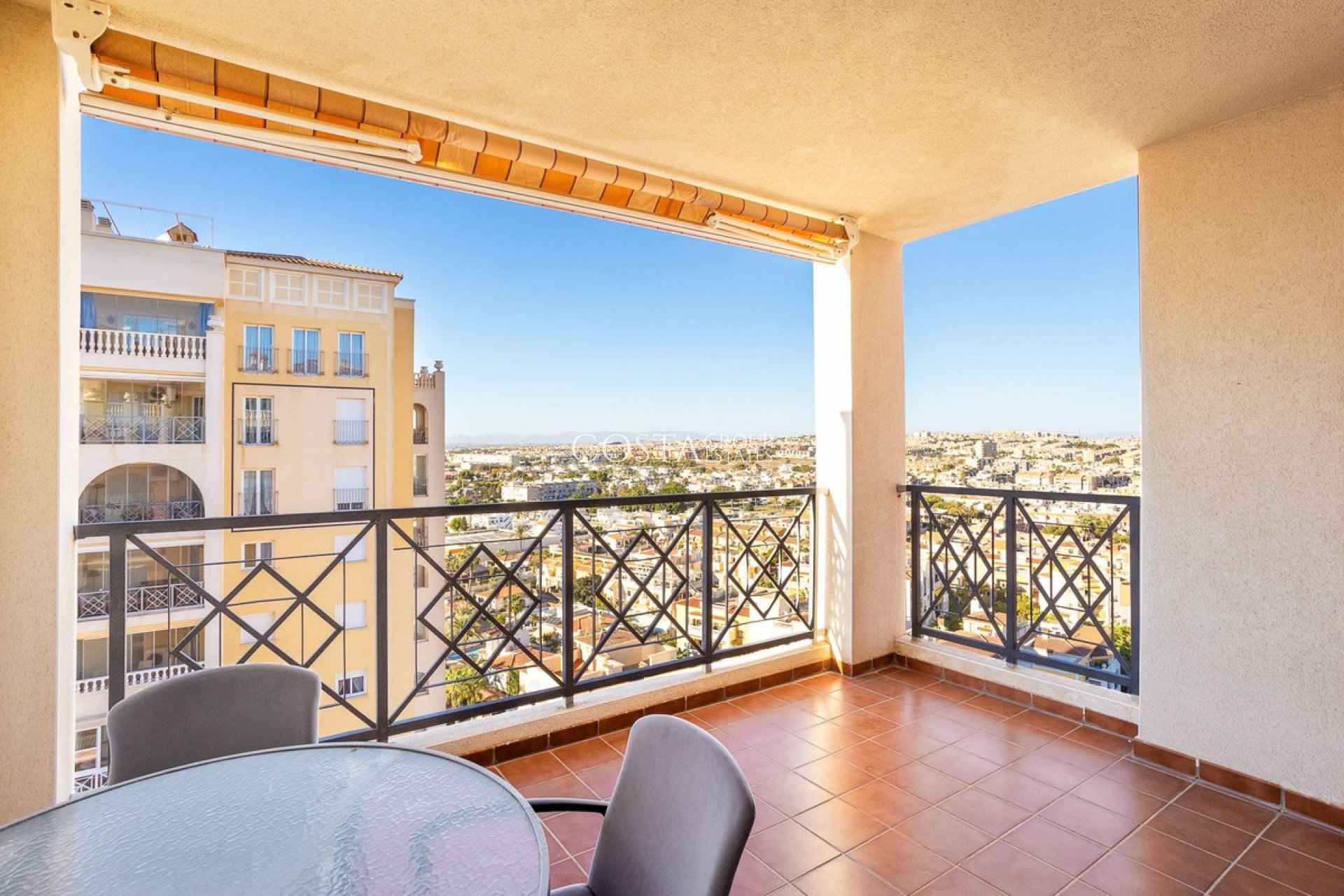 Resale - Apartments -
Torrevieja - Torrevieja Centro