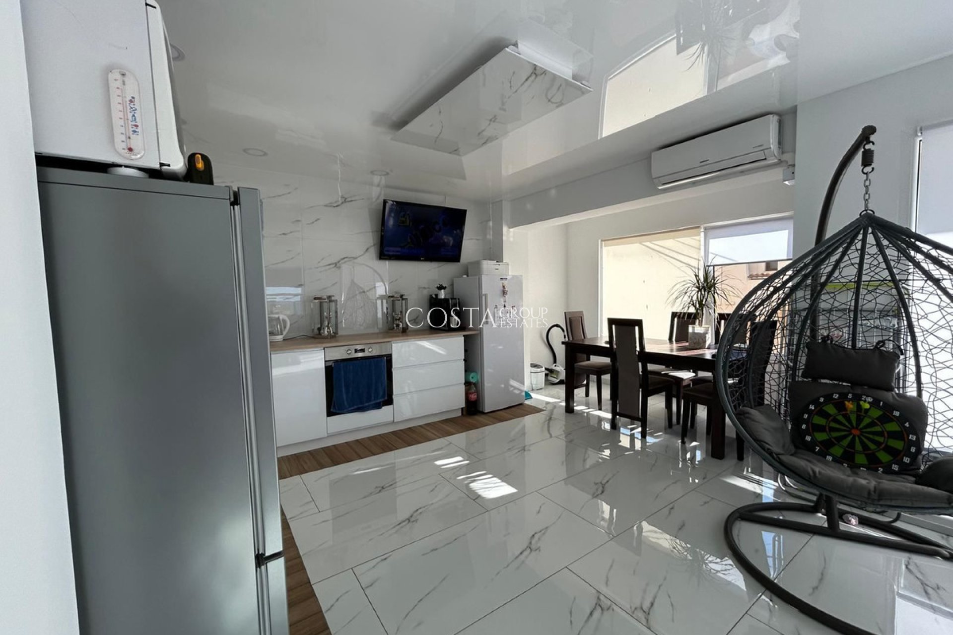 Resale - Apartments -
Torrevieja - Torrevieja Centro