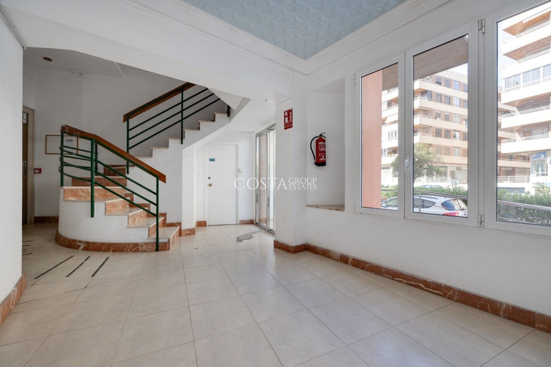 Resale - Apartments -
Torrevieja - Torrevieja Centro