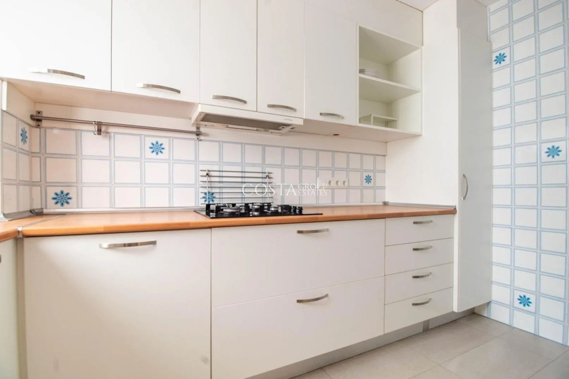 Resale - Apartments -
Torrevieja - Torrevieja Centro