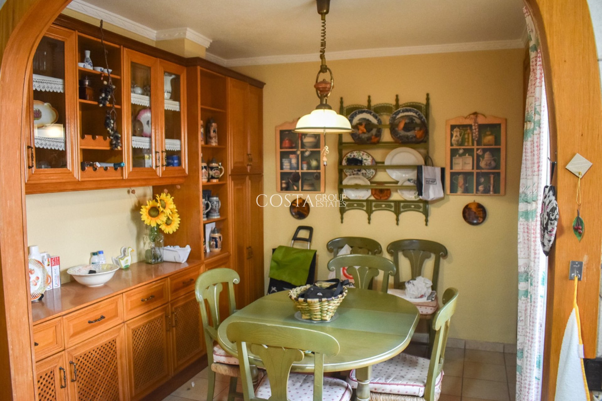 Resale - Apartments -
Torrevieja - Torrevieja Centro