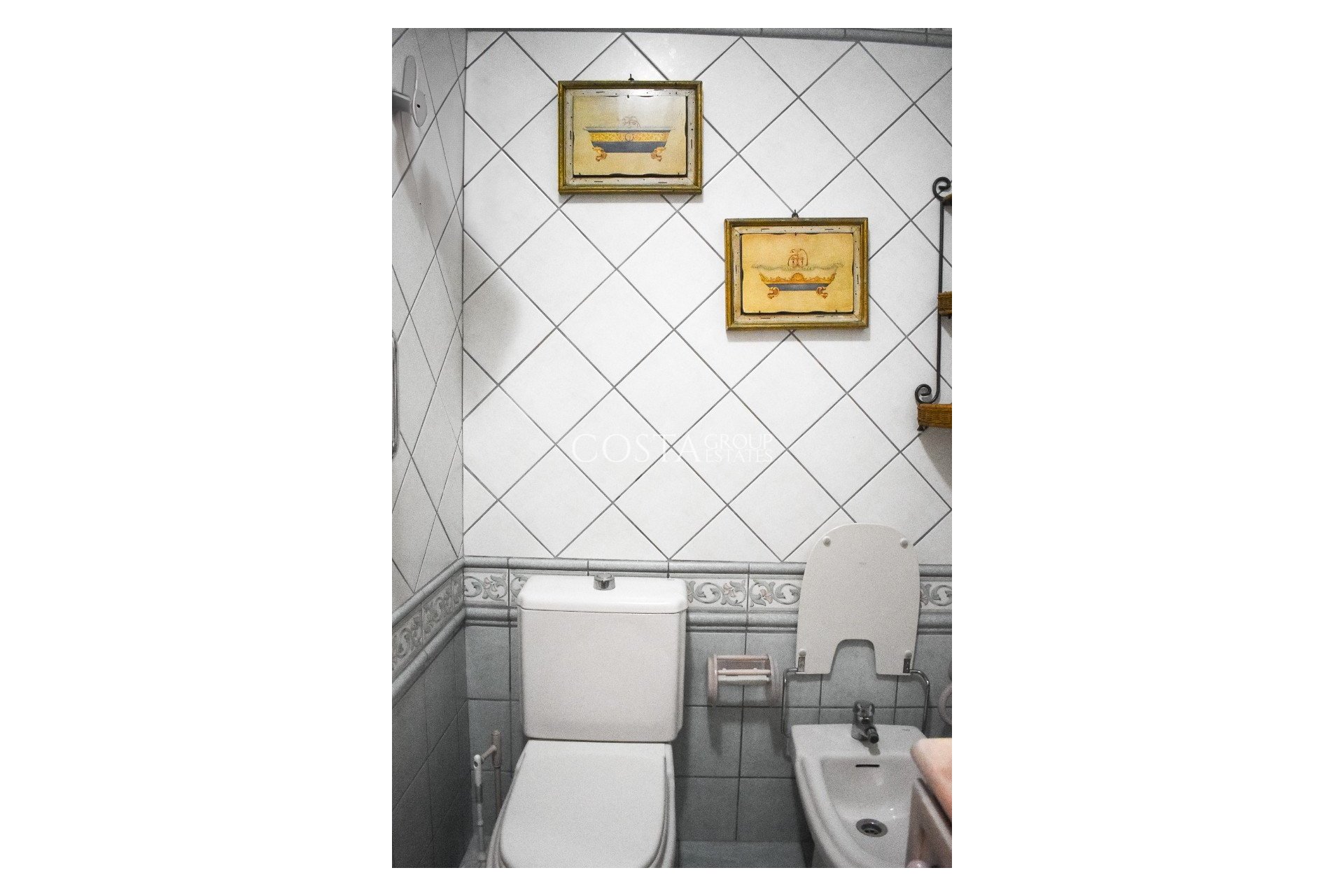 Resale - Apartments -
Torrevieja - Torrevieja Centro