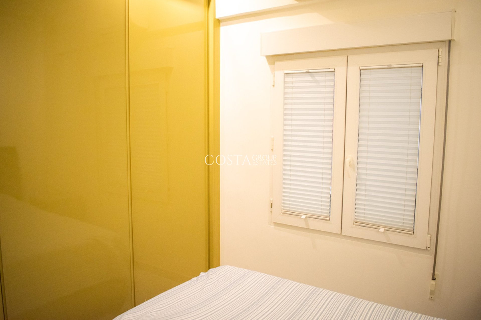 Resale - Apartments -
Torrevieja - Torrevieja Centro