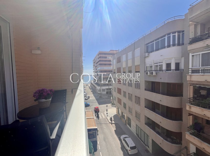 Resale - Apartments -
Torrevieja