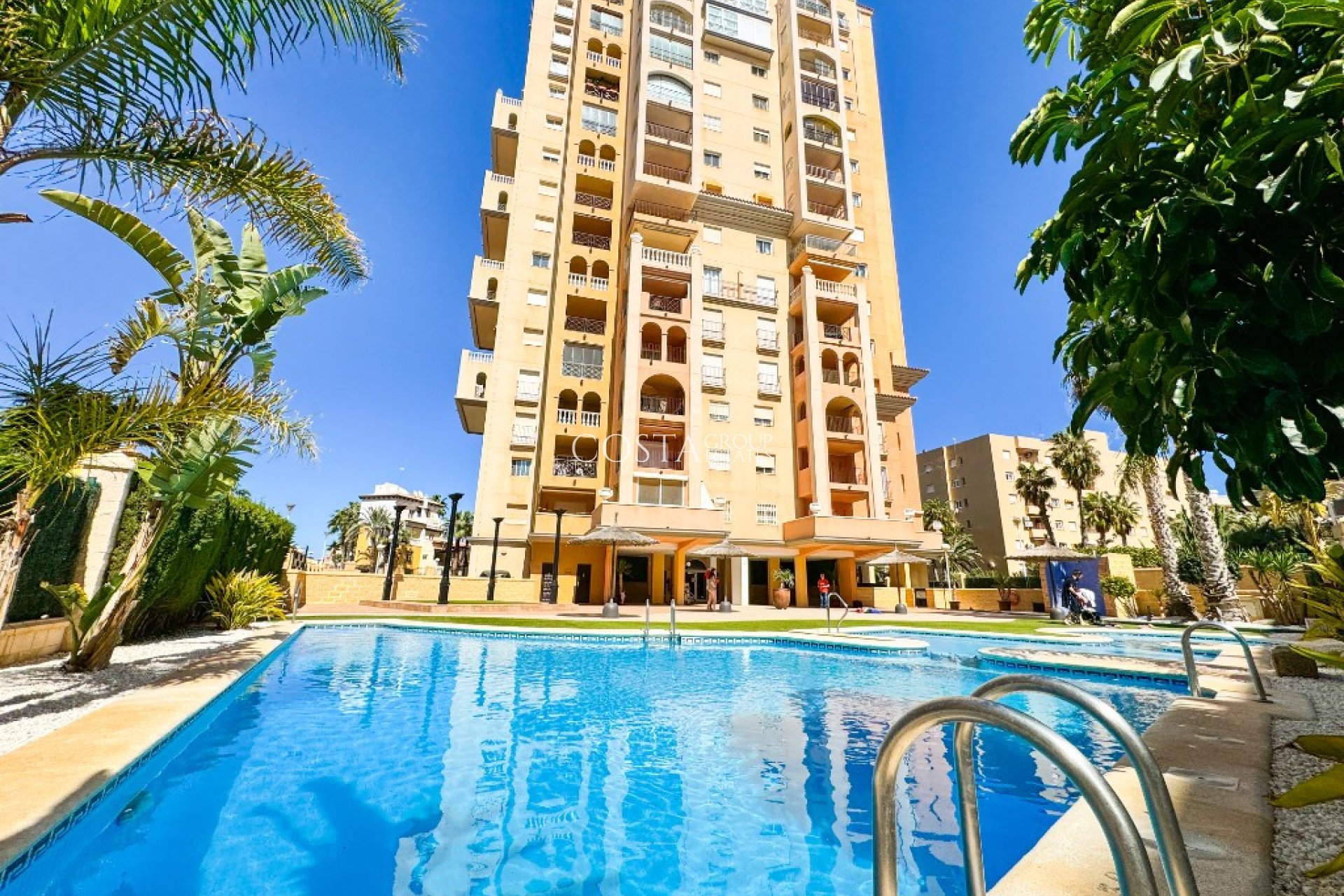 Resale - Apartments -
Torrevieja
