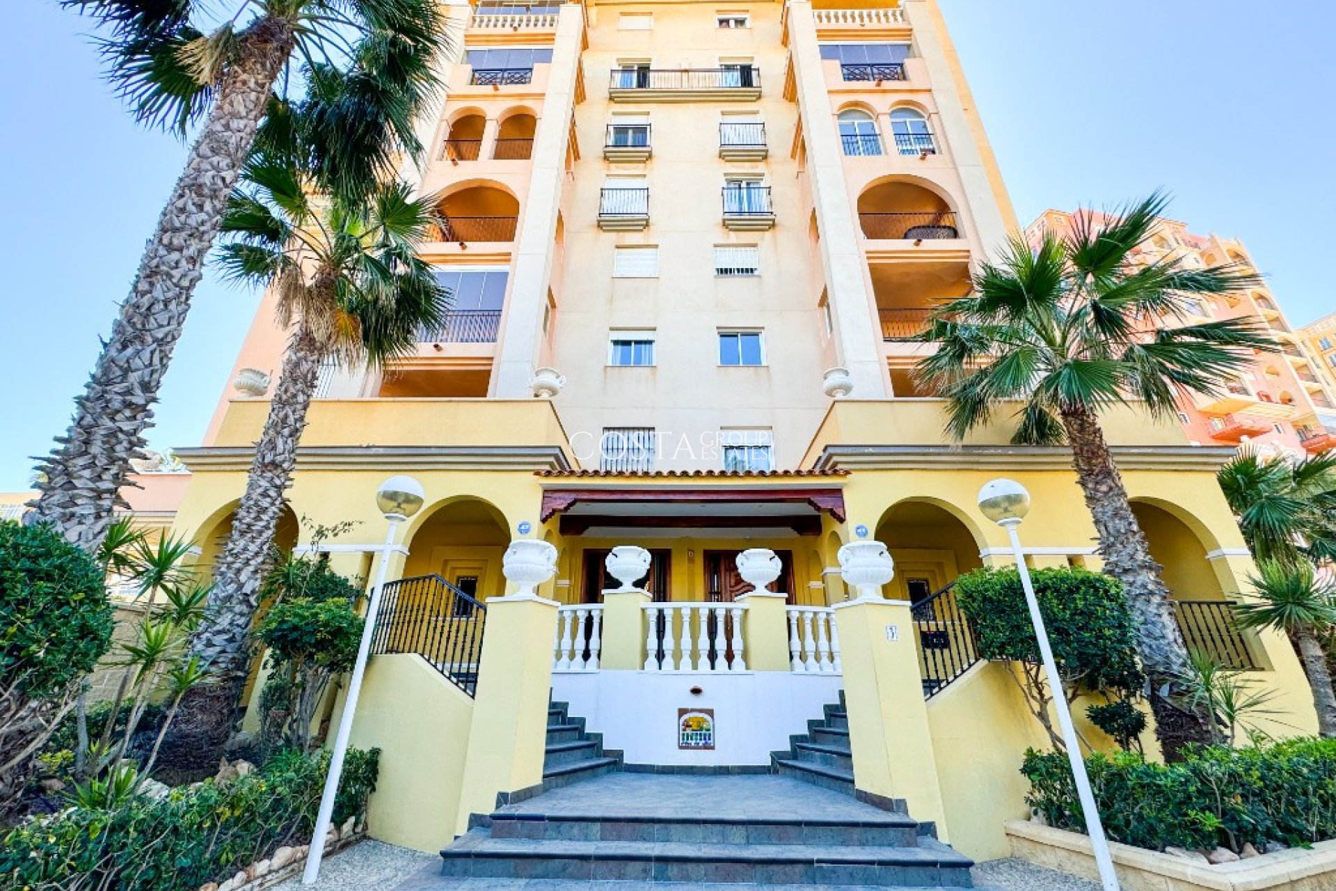 Resale - Apartments -
Torrevieja