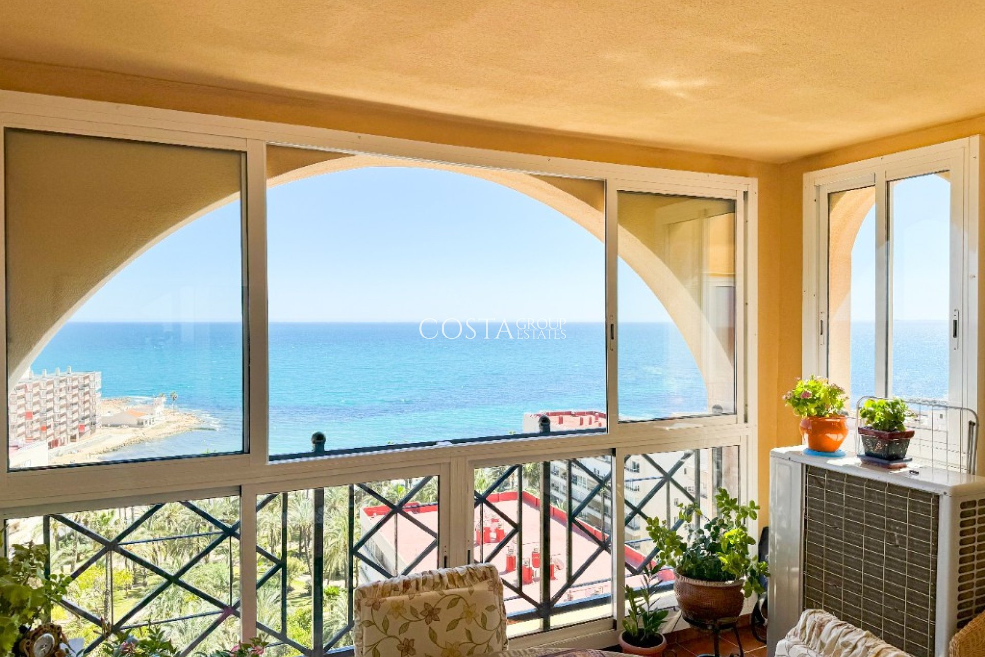 Resale - Apartments -
Torrevieja