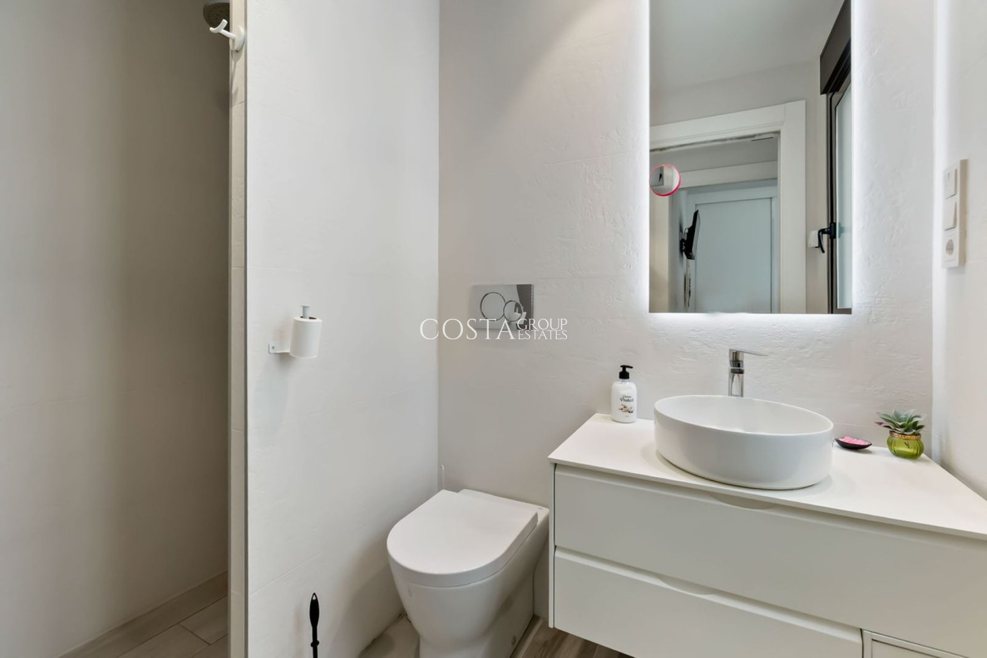 Resale - Apartments -
Torrevieja