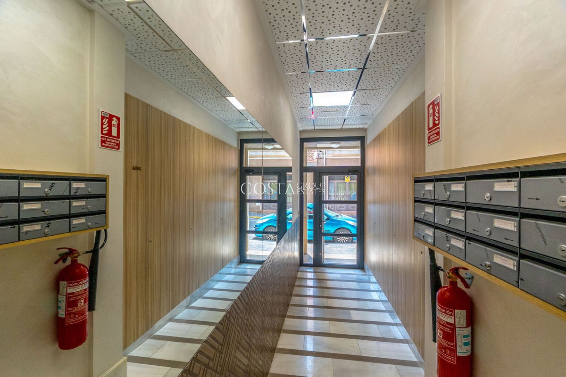 Resale - Apartments -
Torrevieja