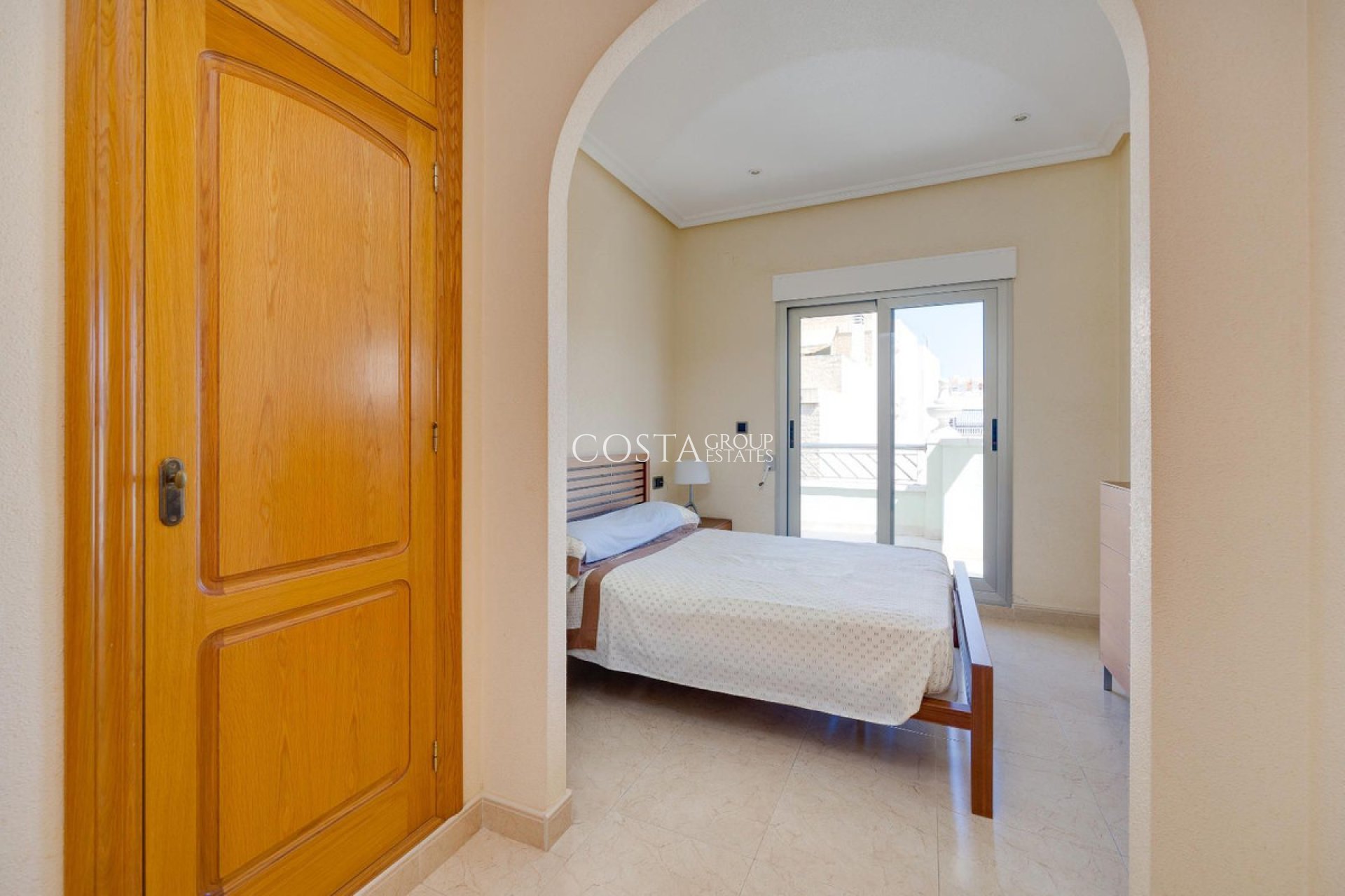 Resale - Apartments -
Torrevieja