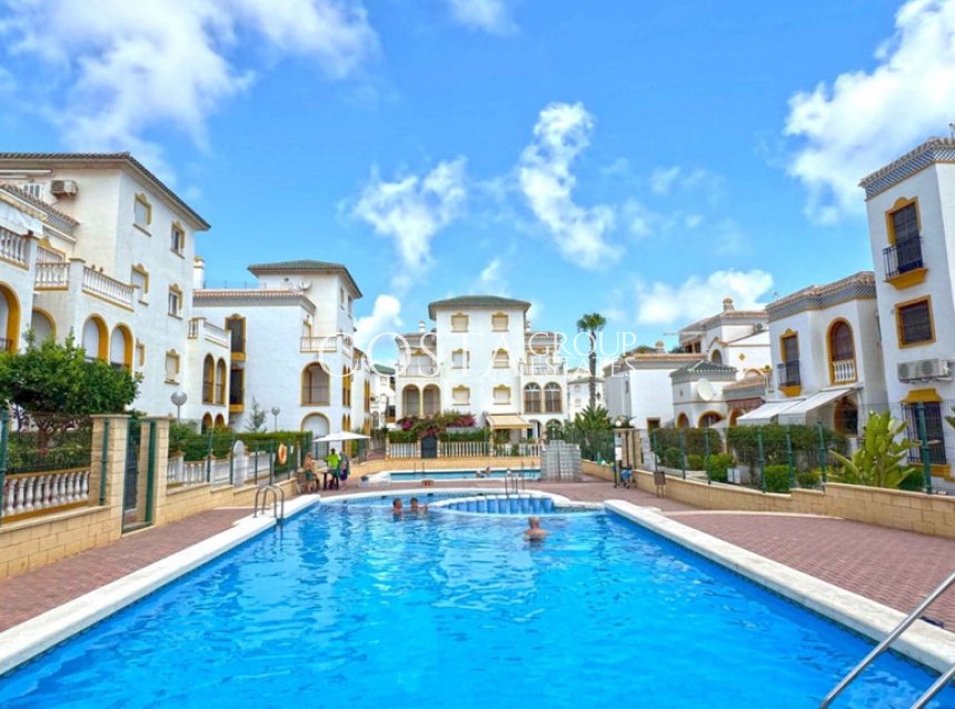Resale - Apartments -
Torrevieja