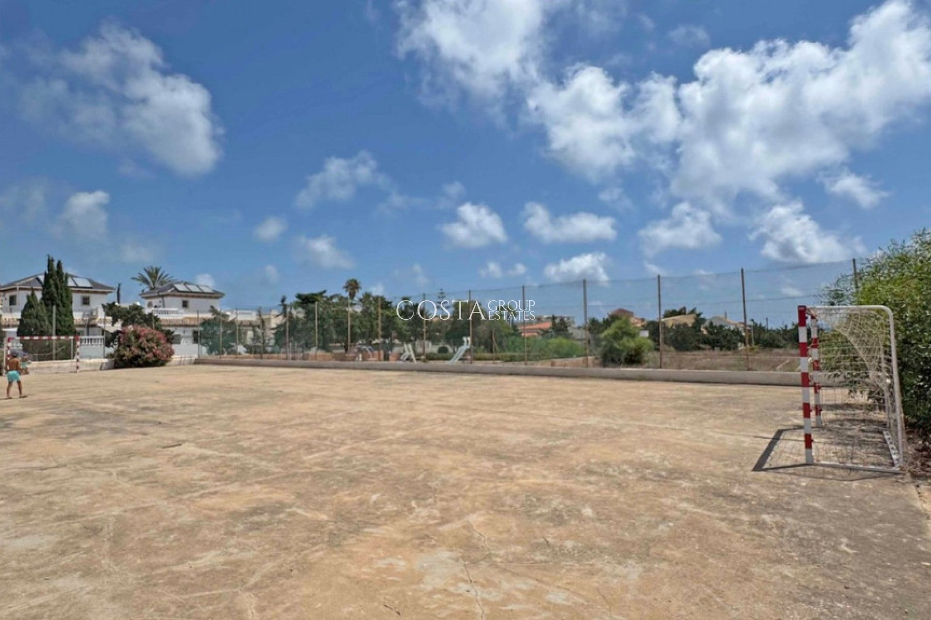 Resale - Apartments -
Torrevieja