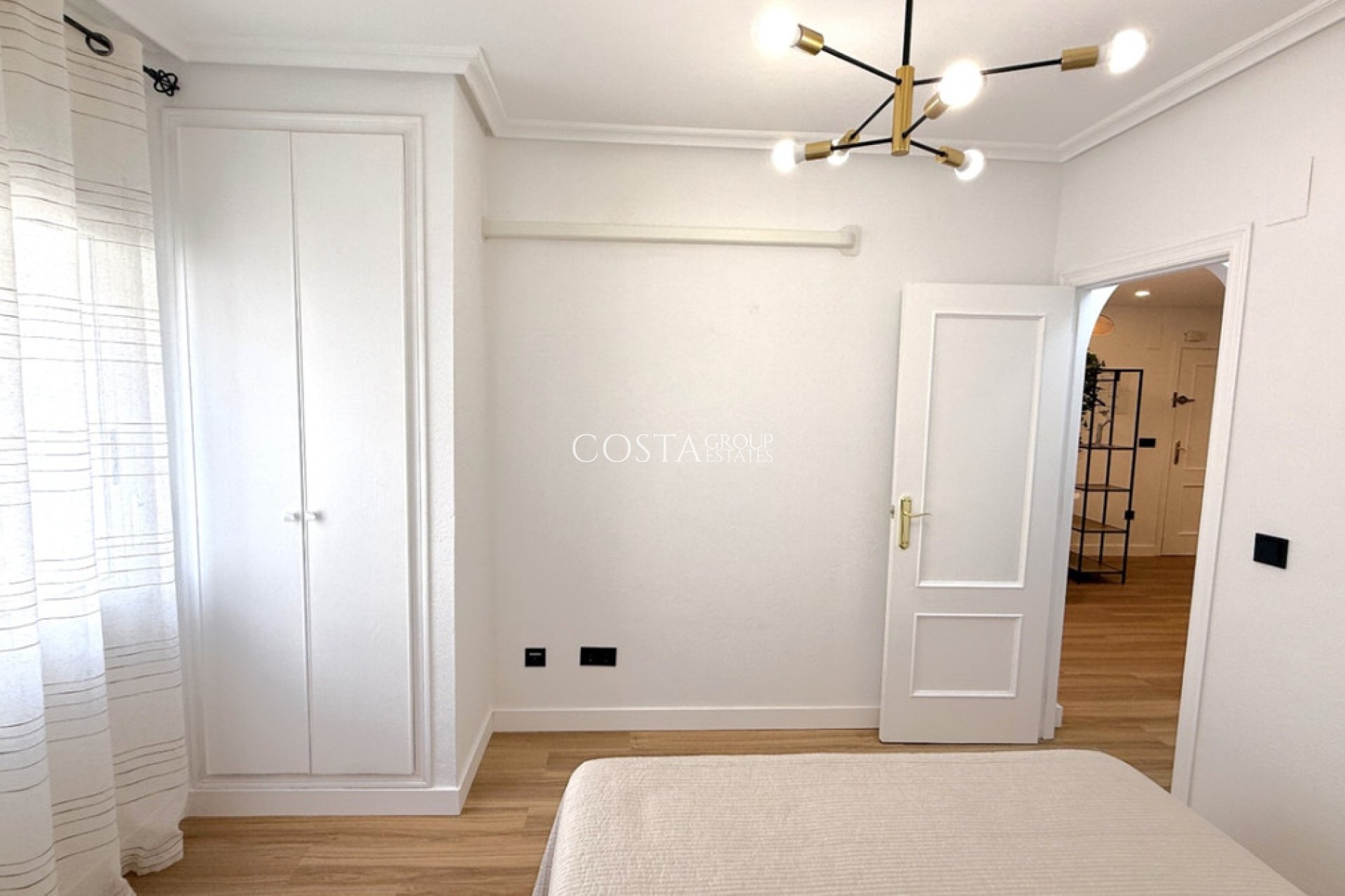 Resale - Apartments -
Torrevieja