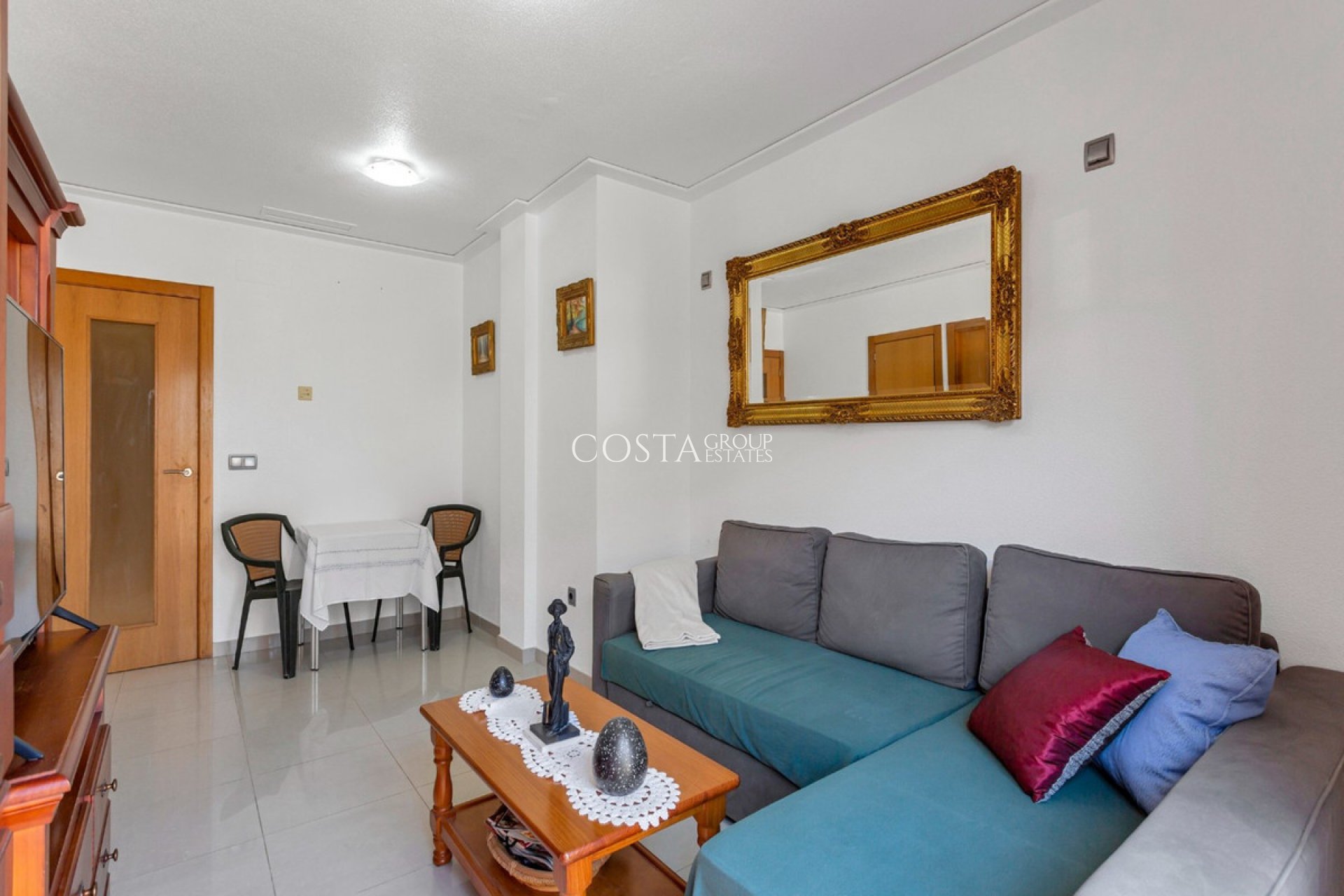 Resale - Apartments -
Torrevieja