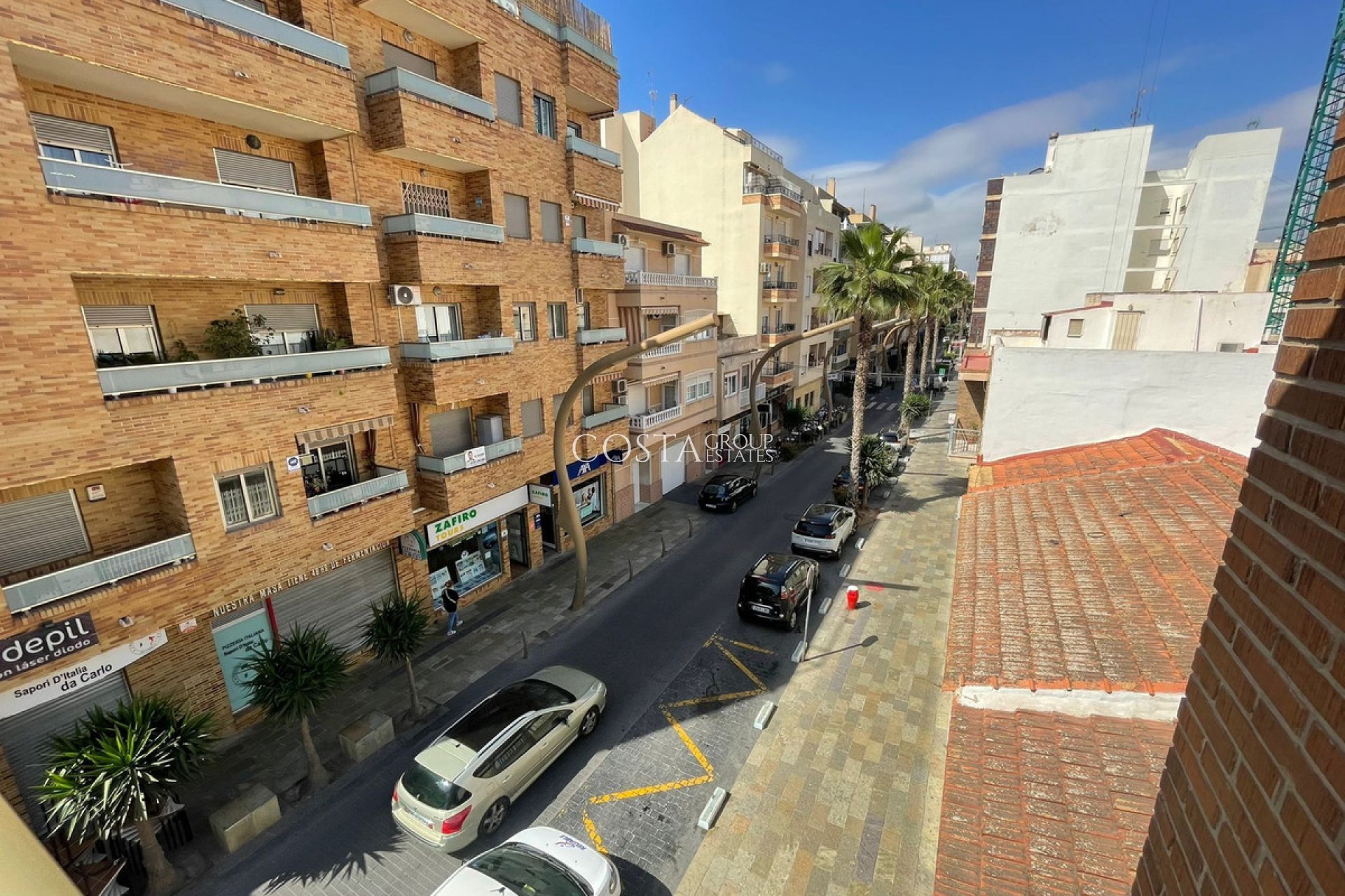 Resale - Apartments -
Torrevieja